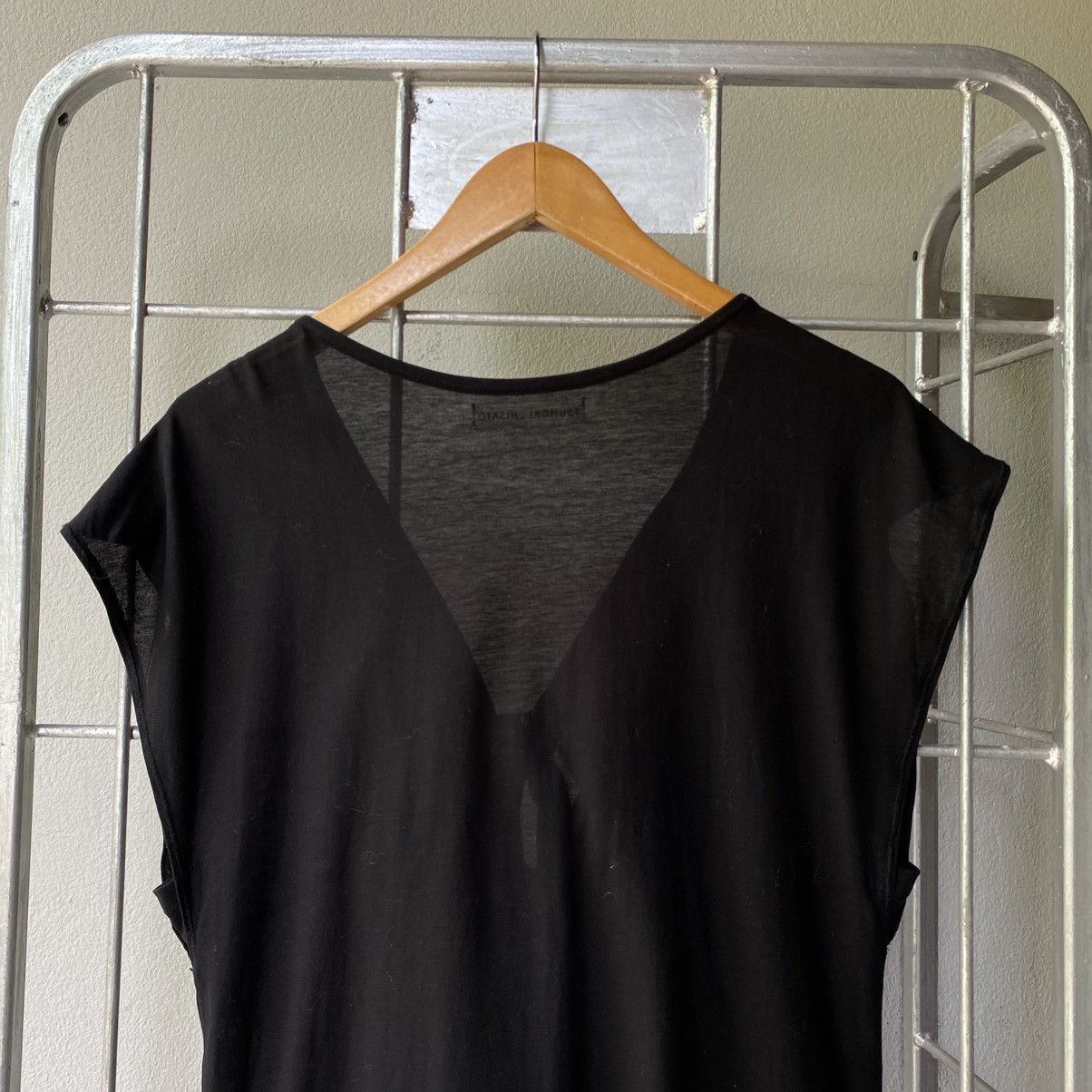 Tsumori Chisato TSUMORI CHISATO Black Butterfly Shoulder V-Neck Top Bow Tie Size XS / US 0-2 / IT 36-38 - 8 Thumbnail