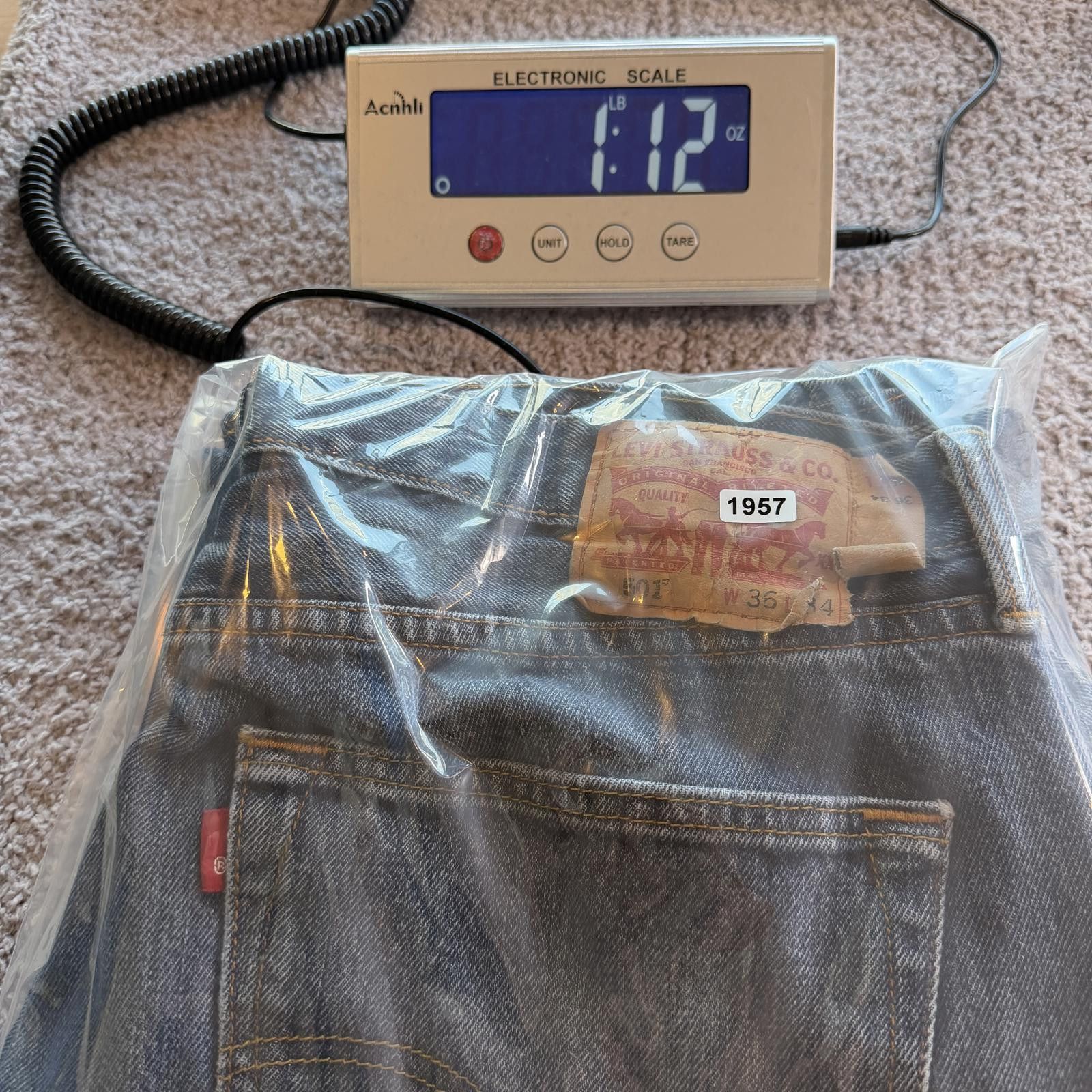 Levi's Levis 501 Jeans Men 36x34 Blue Medium Wash Straight Leg Size US 36 / EU 52 - 10 Thumbnail