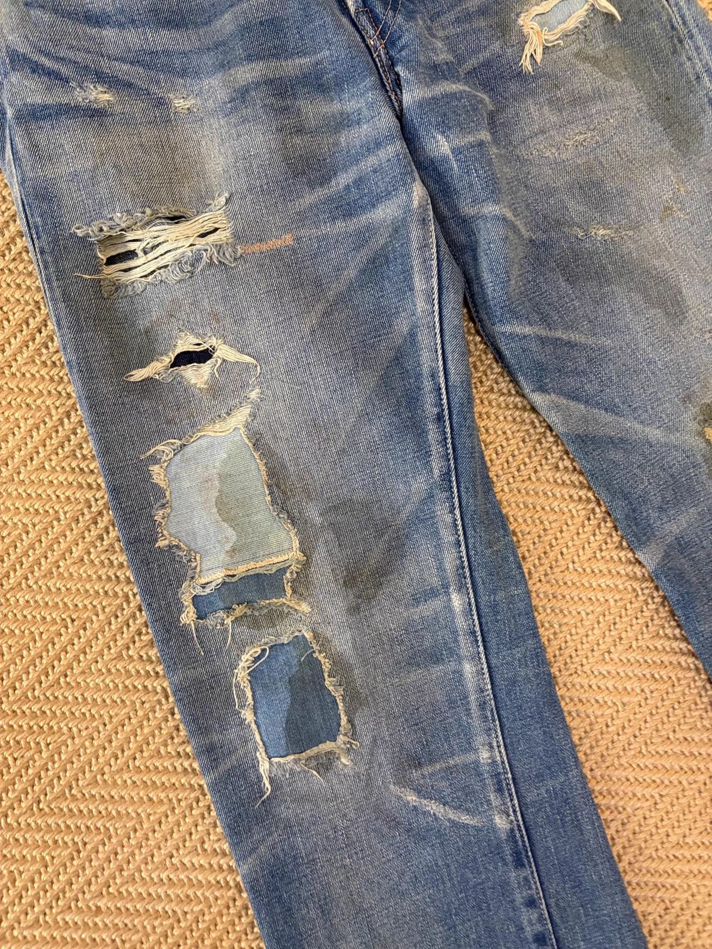 Levi's Levi's LVC 55501-0045 501XX Patched Battle Selvedge Jeans Size US 32 / EU 48 - 3 Thumbnail