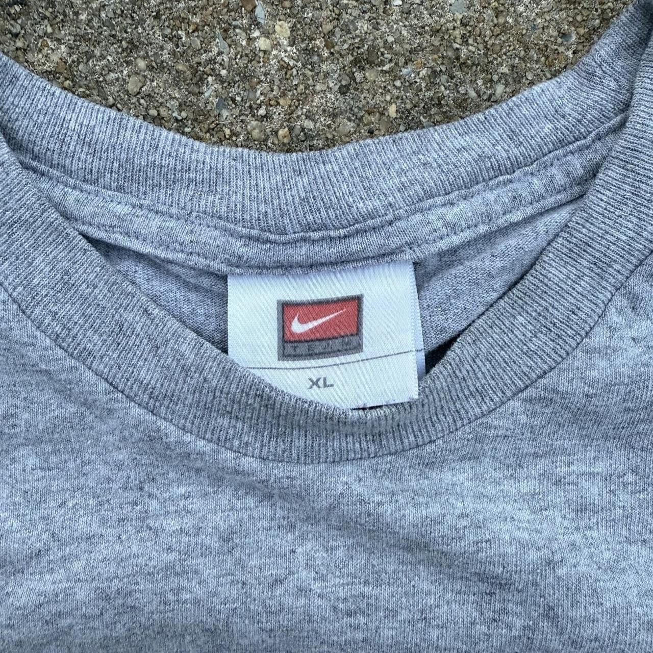 Nike Vintage Nike Rutgers Scarlet Knights football tee Size XL Size US XL / EU 56 / 4 - 3 Thumbnail
