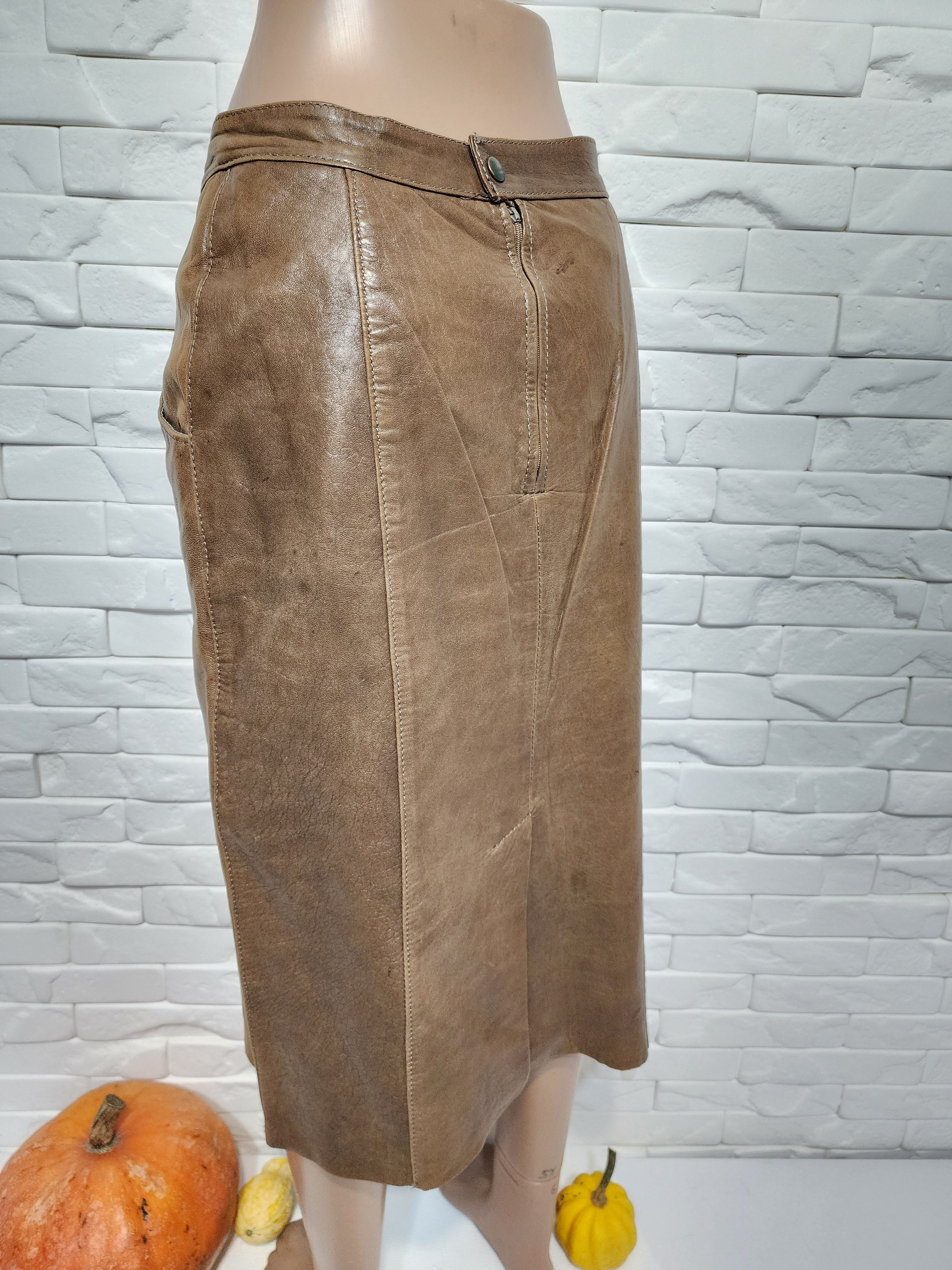 Genuine Leather Stylish brown leather skirt. Brown genuine leather skirt. Size 29" - 6 Thumbnail