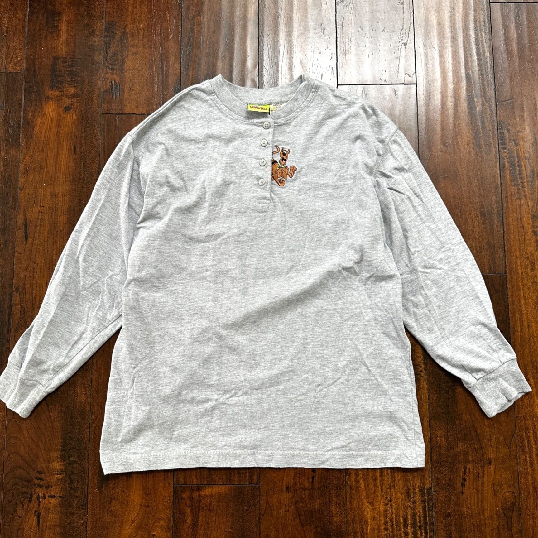 Vintage VINTAGE Warner Bros. Scooby-Doo Cartoon Network Gray Henley Shirt Unisex Adults M Embroidered 90s Y2K Size M / US 6-8 / IT 42-44 - 4 Thumbnail