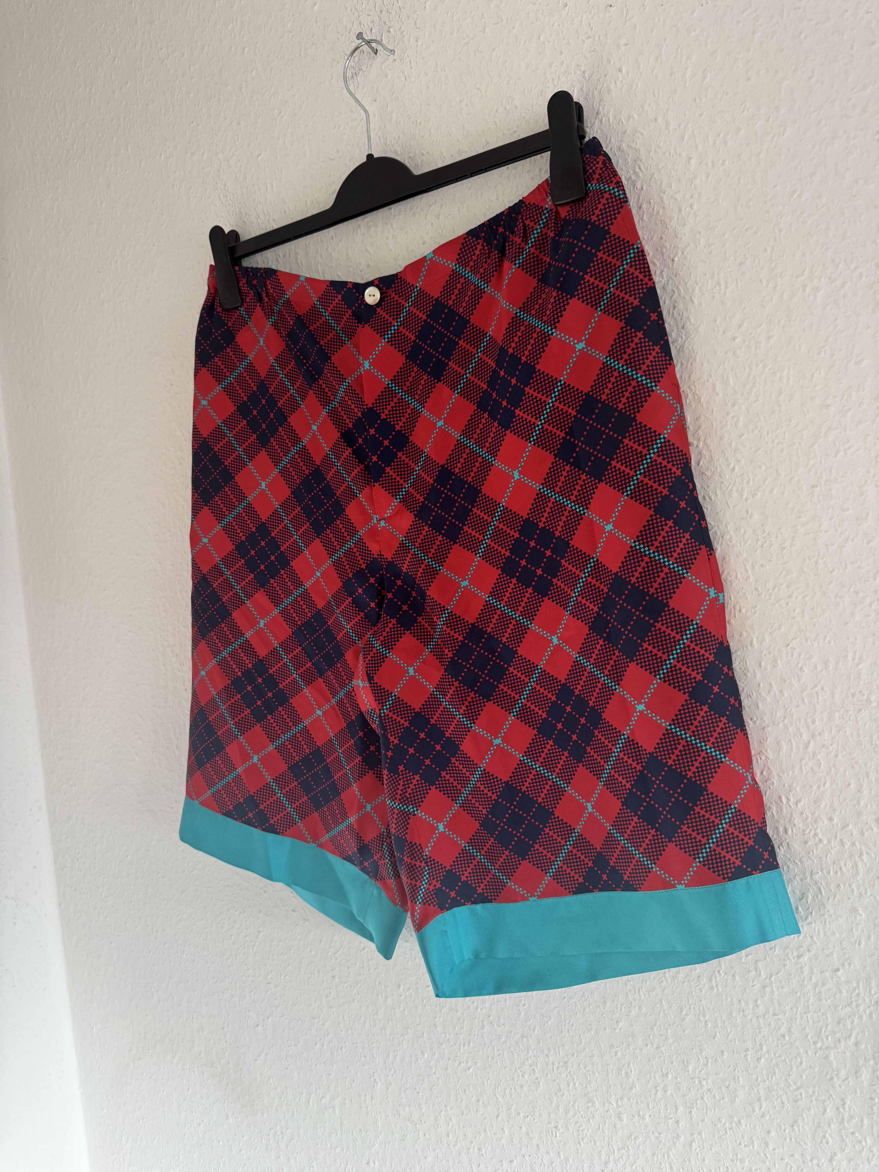 Gucci Checkered Silk Shorts with Blue Hem Size US 34 / EU 50 - 7 Thumbnail
