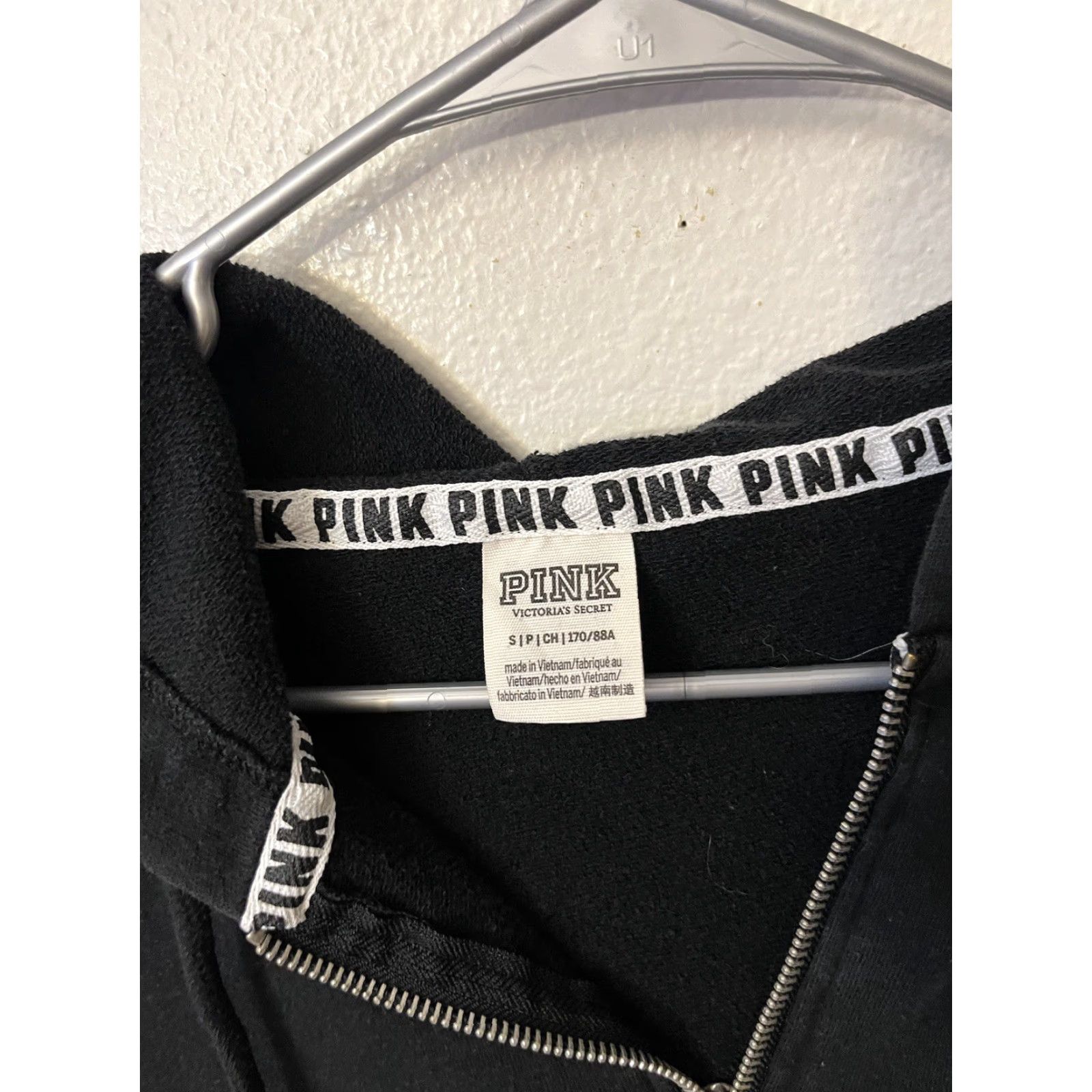 Pinko Pink Victoria Secret Women 1/4 Zip Hoodie Size Small Black Graphic Size S / US 4 / IT 40 - 2 Thumbnail