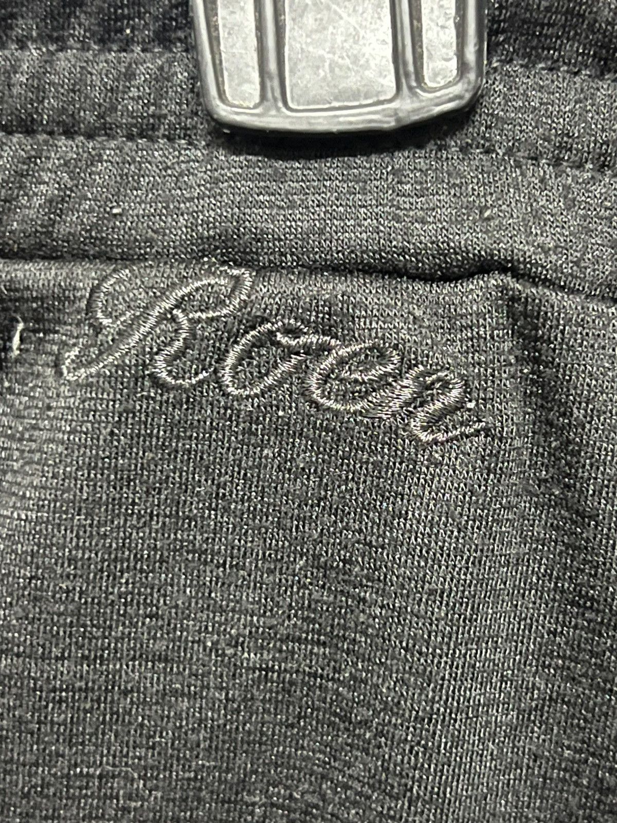 Roen Roen sweatpants big logo mastermind black m size Size US 32 / EU 48 - 3 Thumbnail