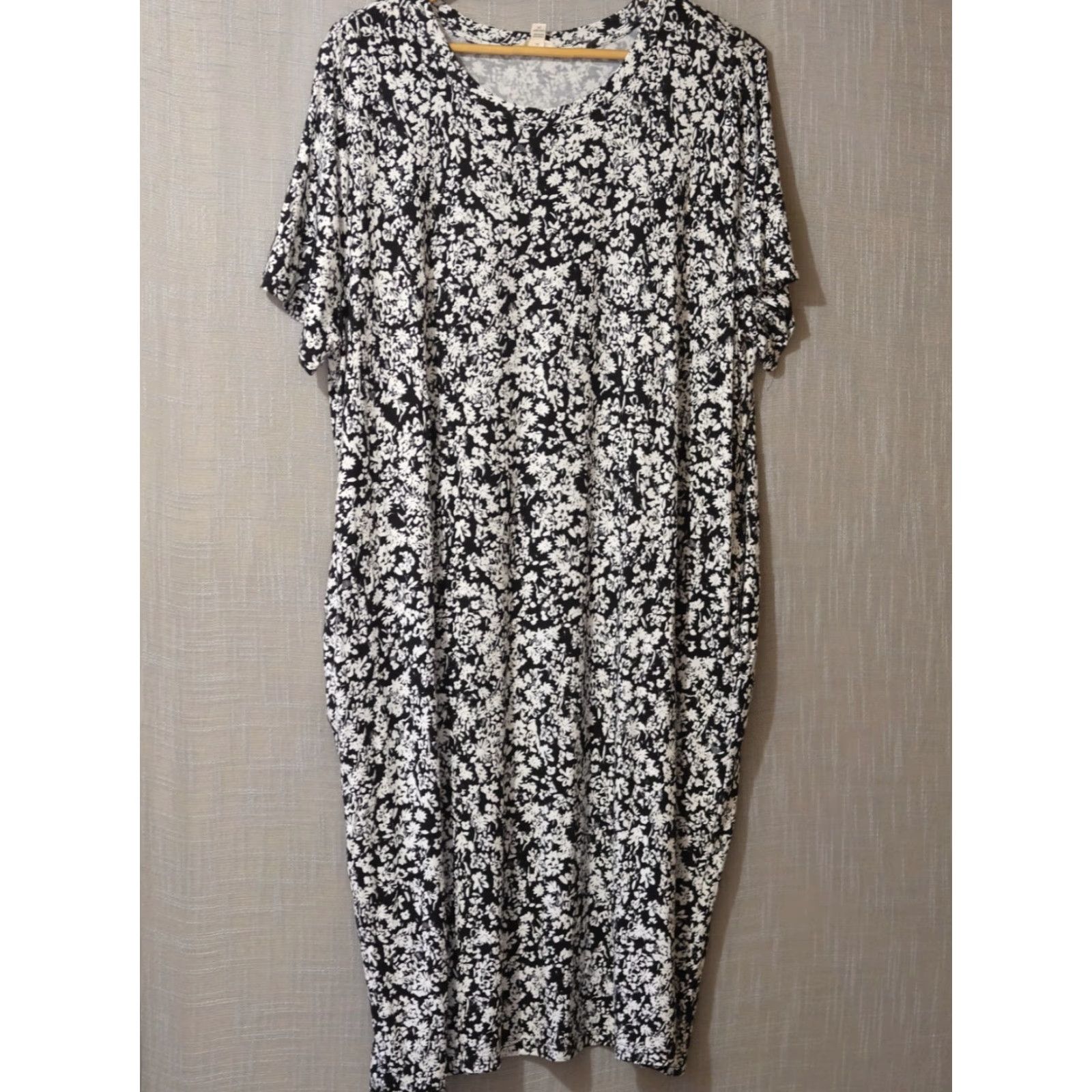 Vintage Terra & Sky Floral Dress Pockets Women's 1X Midi Short Sleeve Round Neck Black/White Stretch Super Soft Nwot! Size XL / US 12-14 / IT 48-50 - 2 Thumbnail
