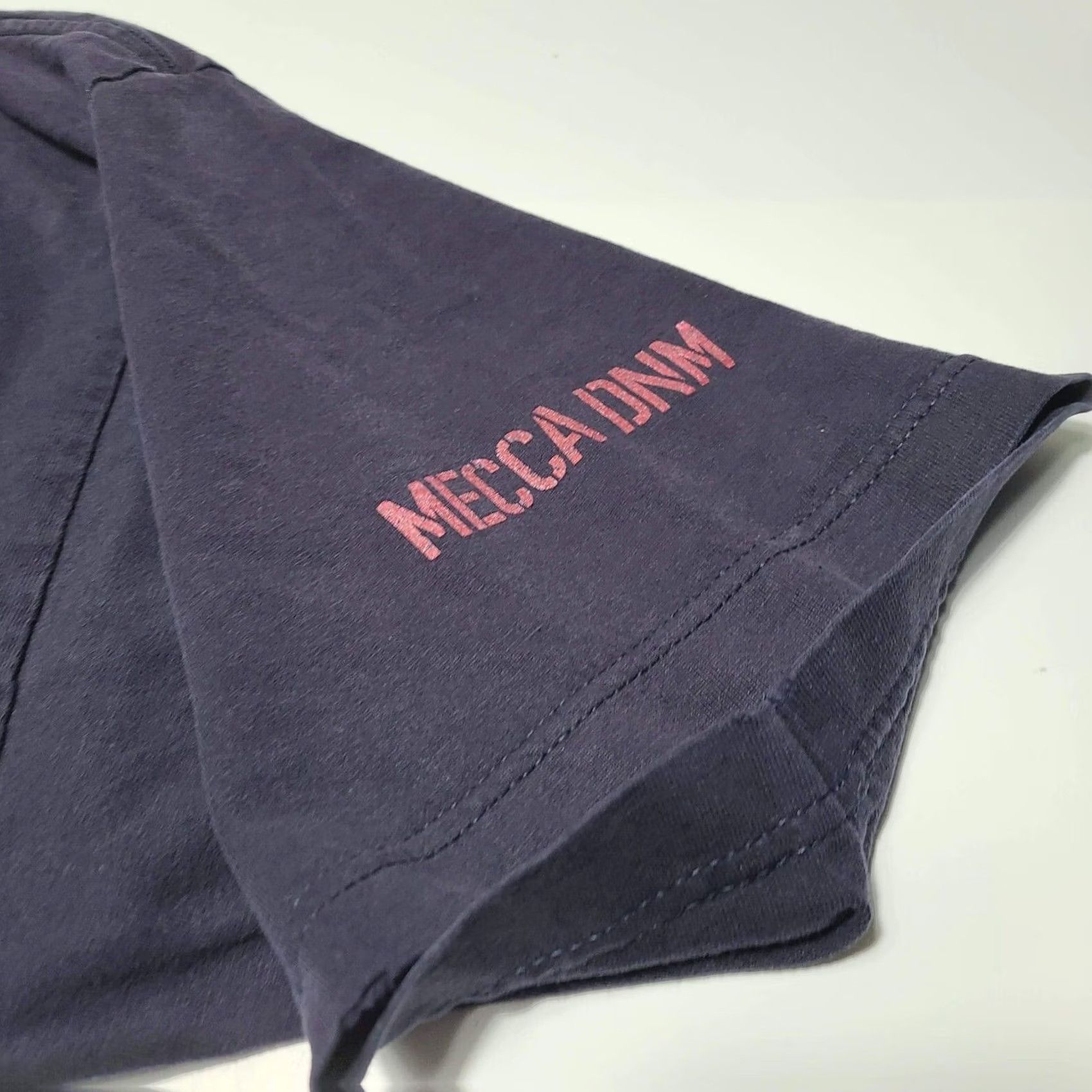 Vintage VINTAGE Mecca Streetwear T-shirt Mens XL Blue Crew Neck Graphic Print Short Sleeve Distressed Y2K USA 90s Mens XL Size US XL / EU 56 / 4 - 4 Thumbnail