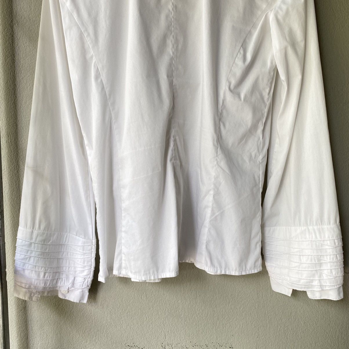 Emporio Armani EMPORIO ARMANI White Ruffle Cuff Fitted Shirt Size M / US 6-8 / IT 42-44 - 9 Thumbnail