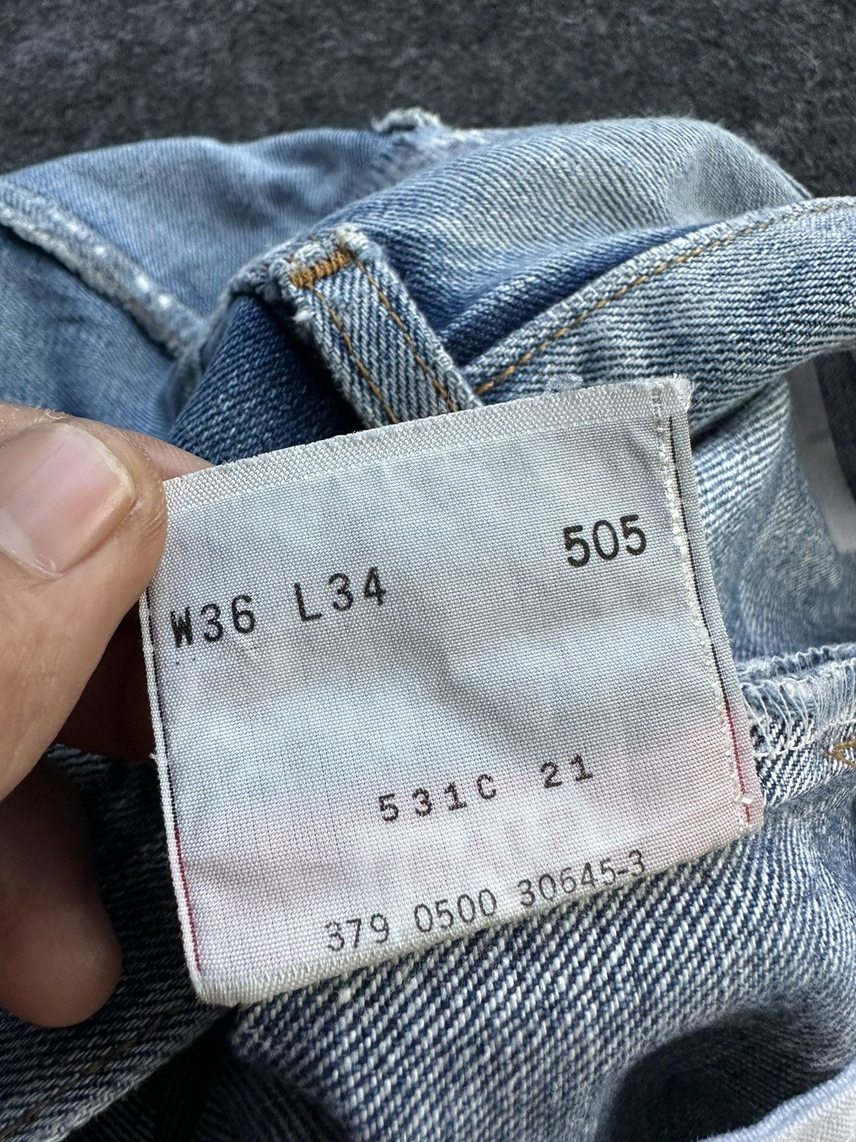 Levi's × Levi's Vintage Clothing × Vintage Vintage Levis 505 Thrashed Distressed Denim D480 Size US 36 / EU 52 - 18 Thumbnail