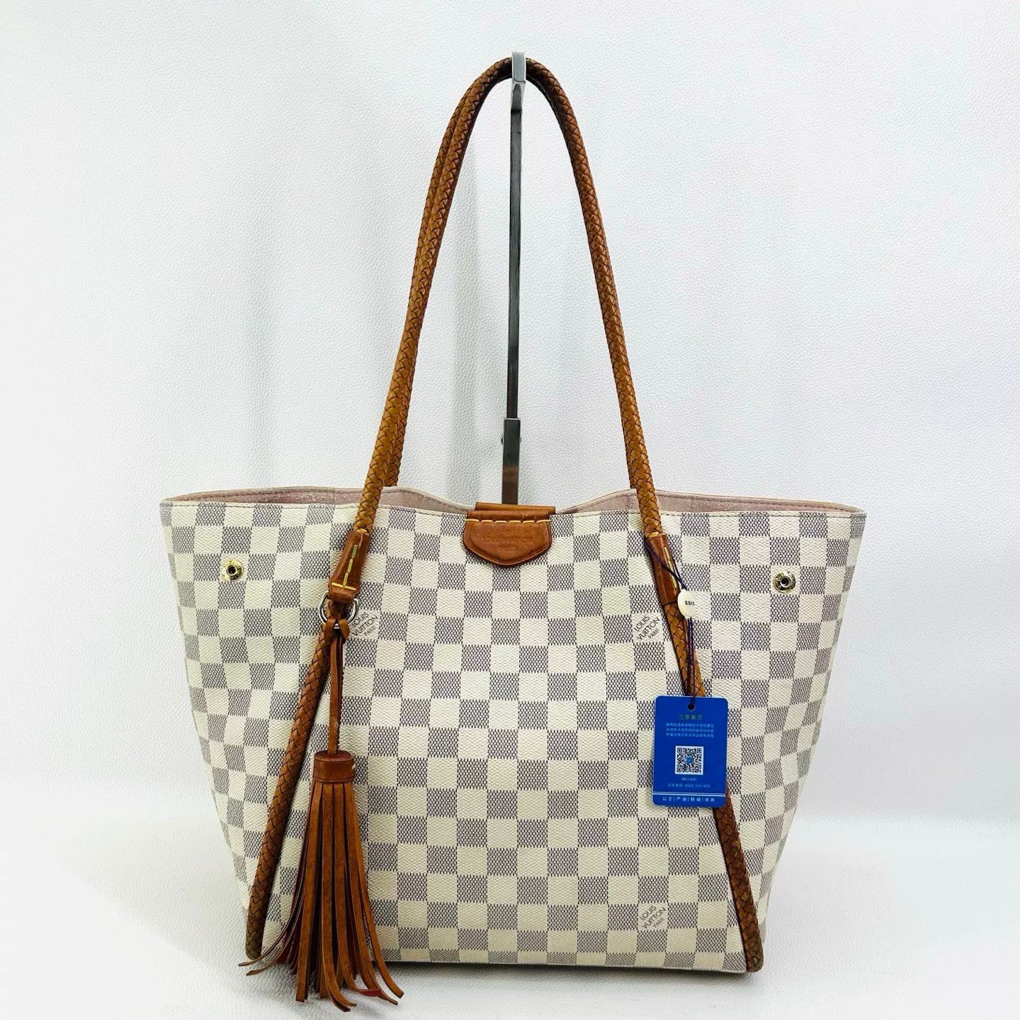 Louis Vuitton Pre-loved Bag Very good condition Size ONE SIZE - 1 Thumbnail