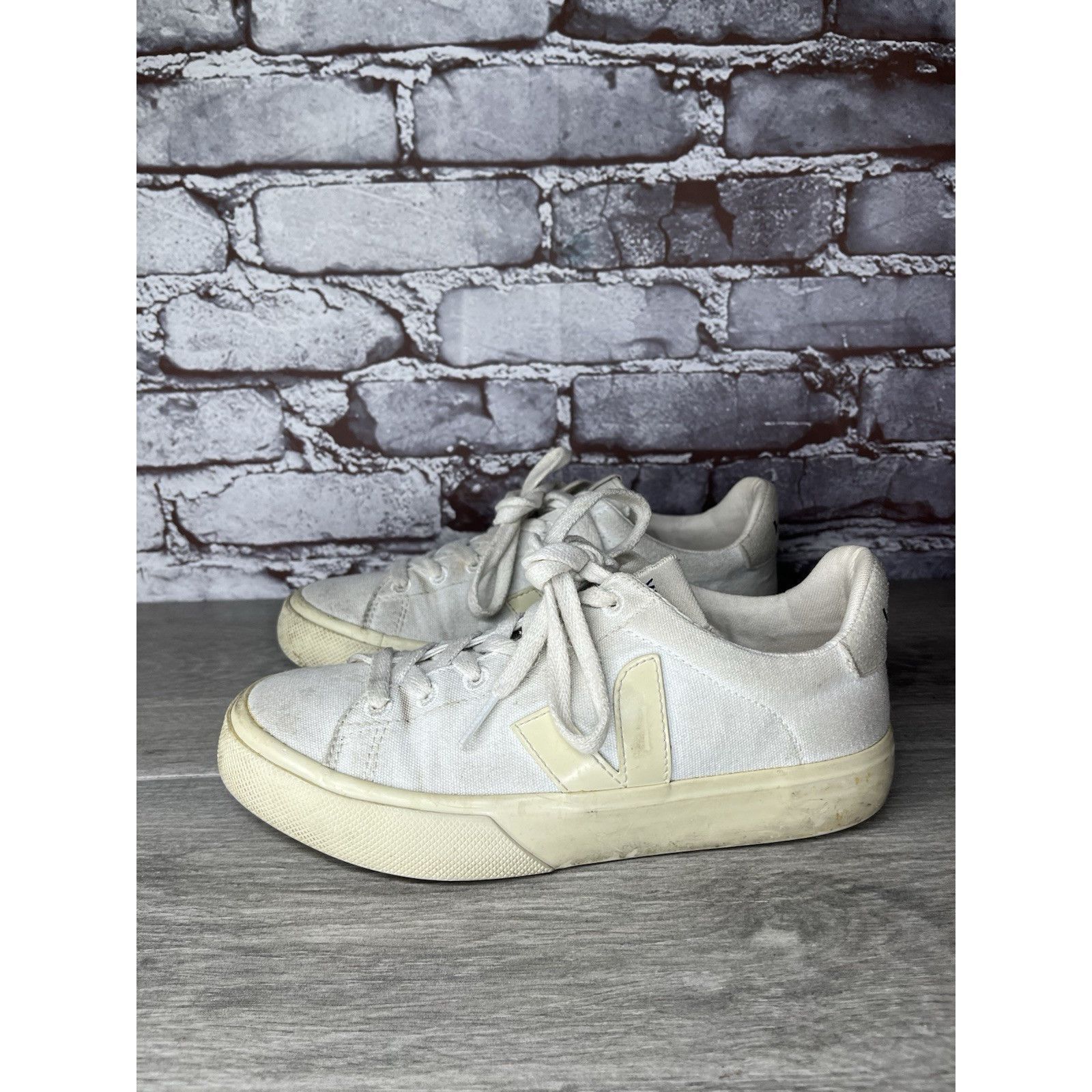 Veja Veja Campo Canvas White Low Top Fashion Sneakers Comfort Cas Size US 6 / IT 36 - 20 Thumbnail