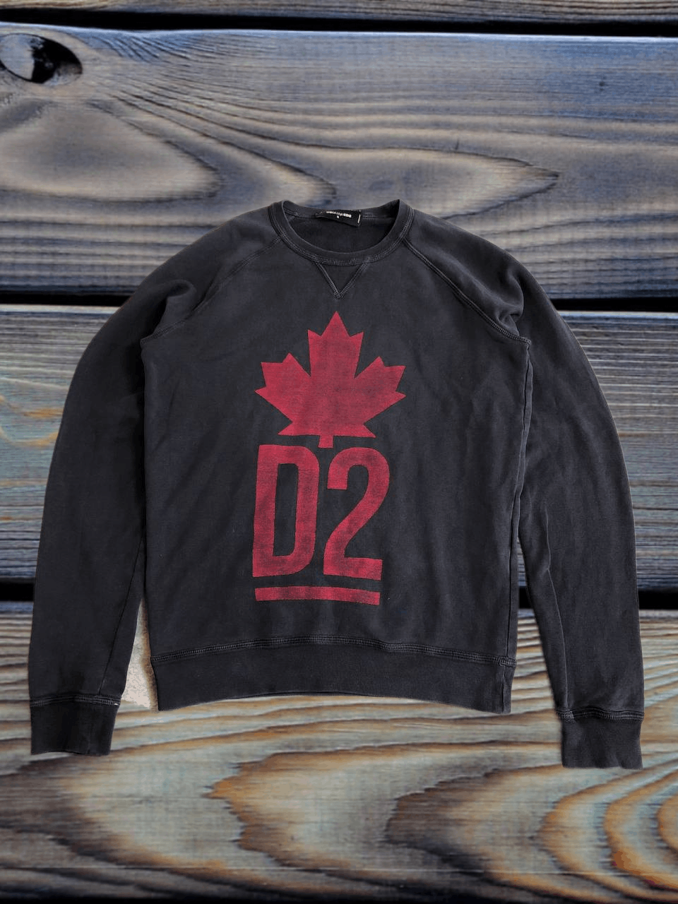 Dsquared2 Vintage Dsquared2 Big Logo Sweatshirt streetwear Size US S / EU 44-46 / 1 - 1 Thumbnail