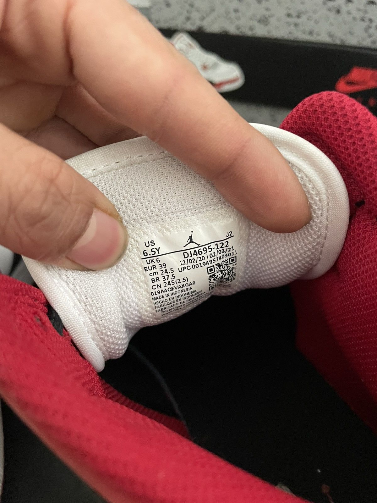 Jordan Brand Jordan 1 Mid Black Gym Red Size US 6.5 / EU 39-40 - 8 Thumbnail