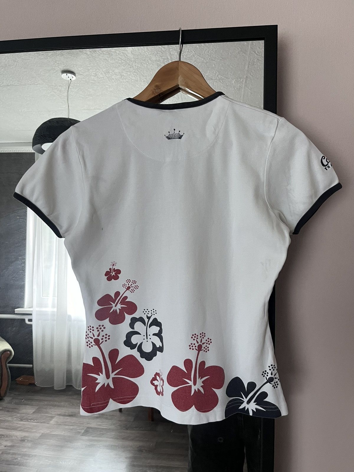 Cotton Traders BUDWEISER BUDGIRL COTTON TRADERS FLOWERS WHITE VINTAGE TEE Size XL / US 12-14 / IT 48-50 - 4 Thumbnail
