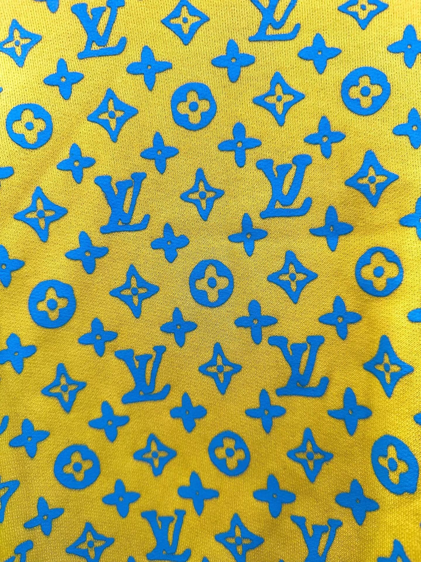 Louis Vuitton LV men's neon green LS M sweatshirt blue monogram all-over Size US M / EU 48-50 / 2 - 4 Thumbnail