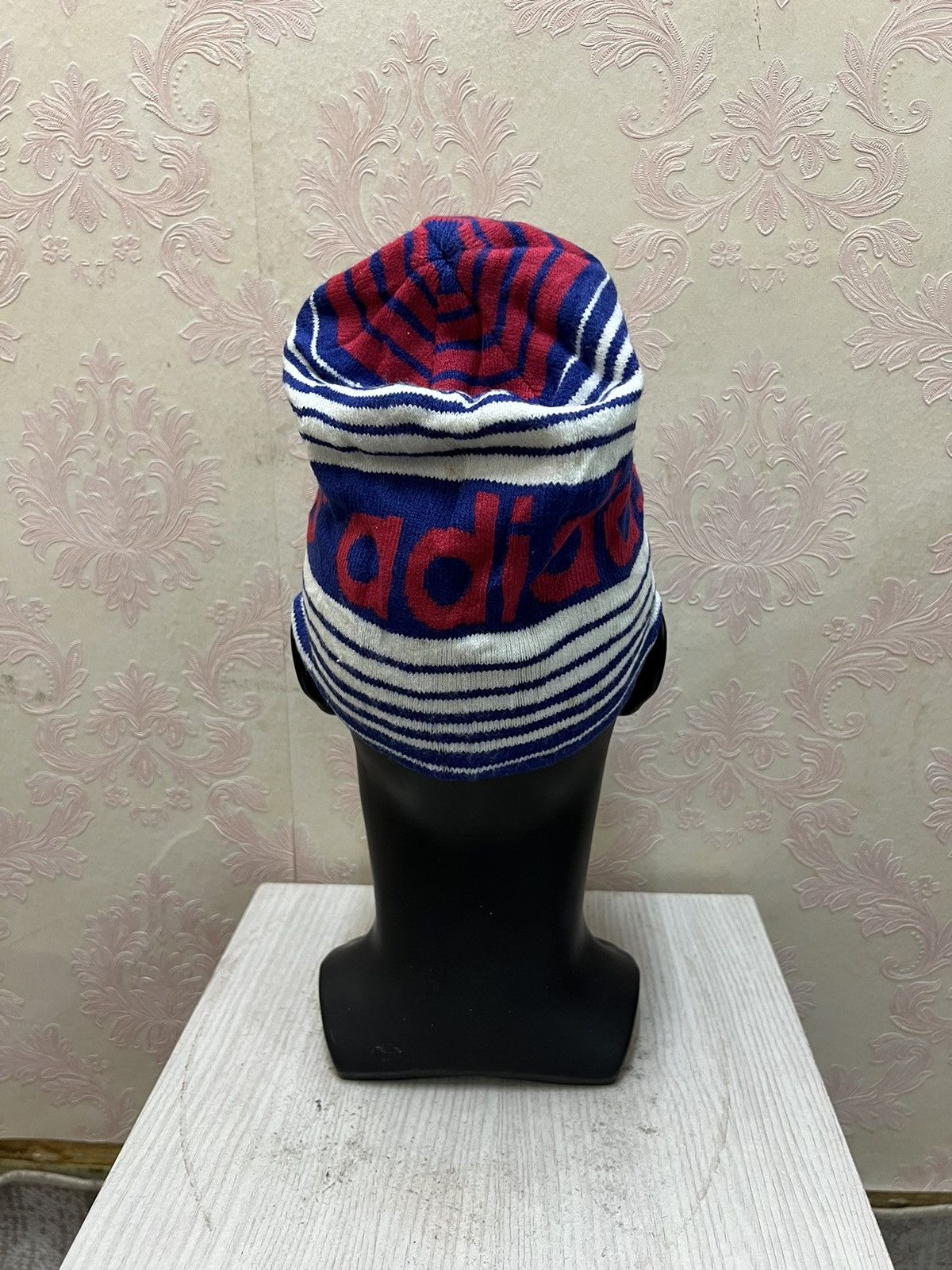 Adidas Vintage adidas Spell Out Beanie Hats Size ONE SIZE - 5 Thumbnail