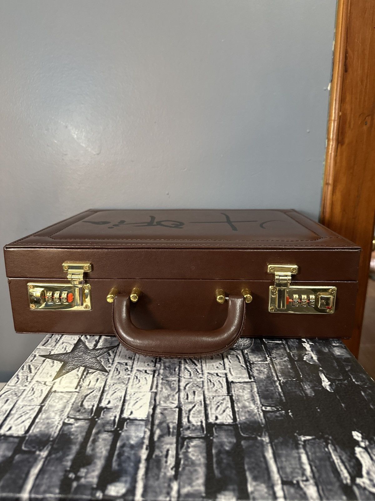 Travis Scott Travis Scott Utopia Briefcase Size ONE SIZE - 6 Thumbnail