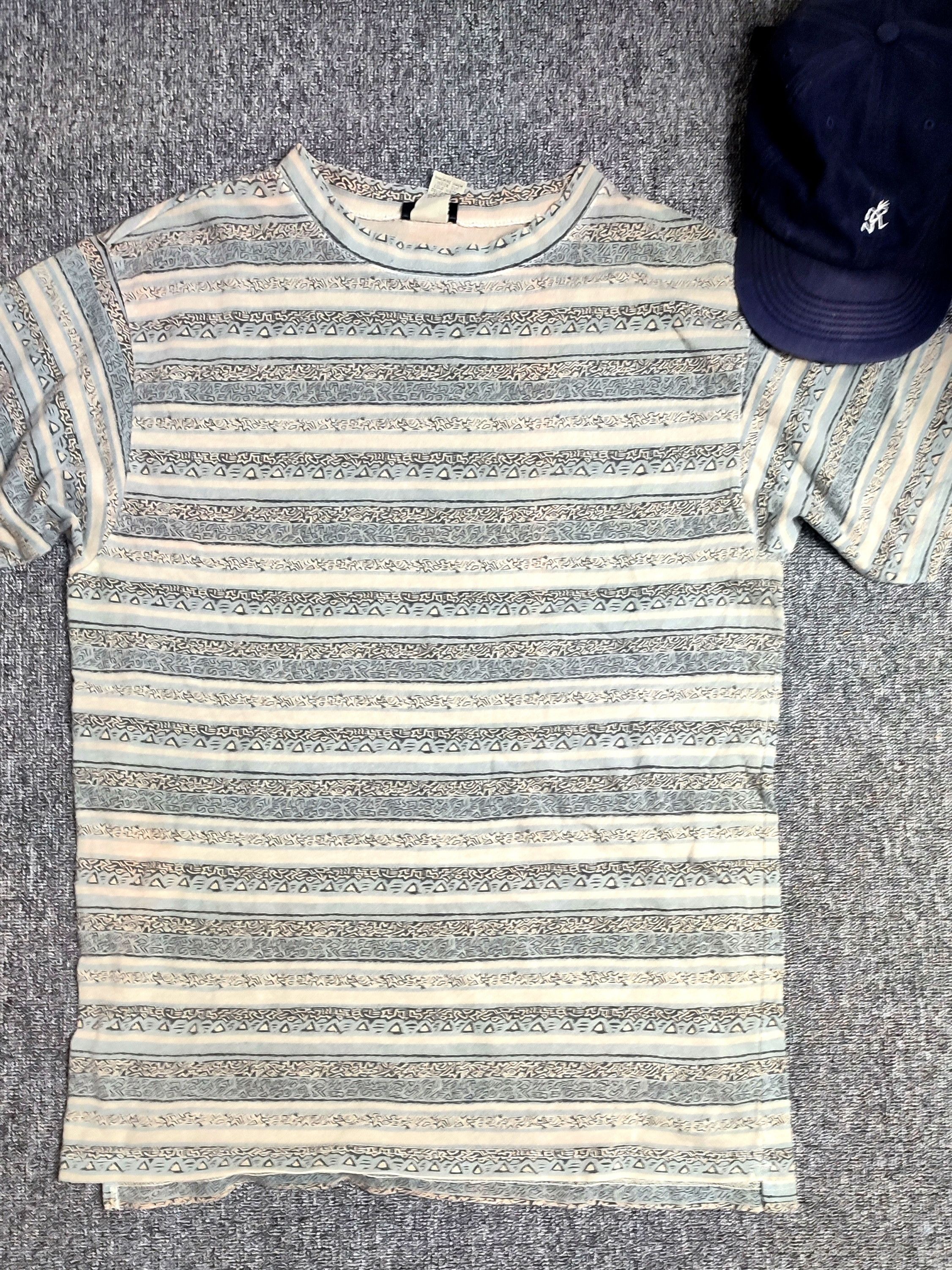 Gramicci Gramicci All Over Print 90s Vintage Tshirts Size US L / EU 52-54 / 3 - 1 Thumbnail
