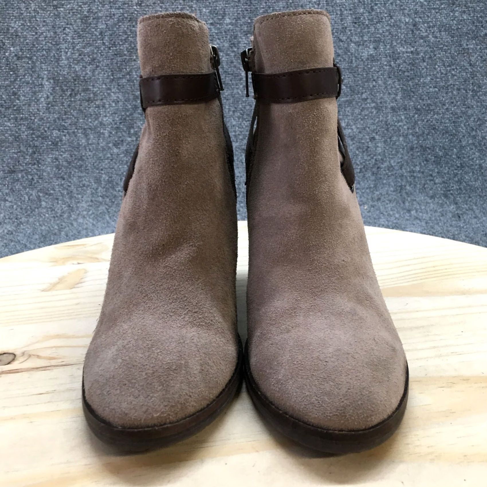 Dolce Vita DV Dolce Vita Boots Womens 9 Ankle Booties Heels Casual Brown Suede Side Zipper Size US 9 / IT 39 - 5 Thumbnail