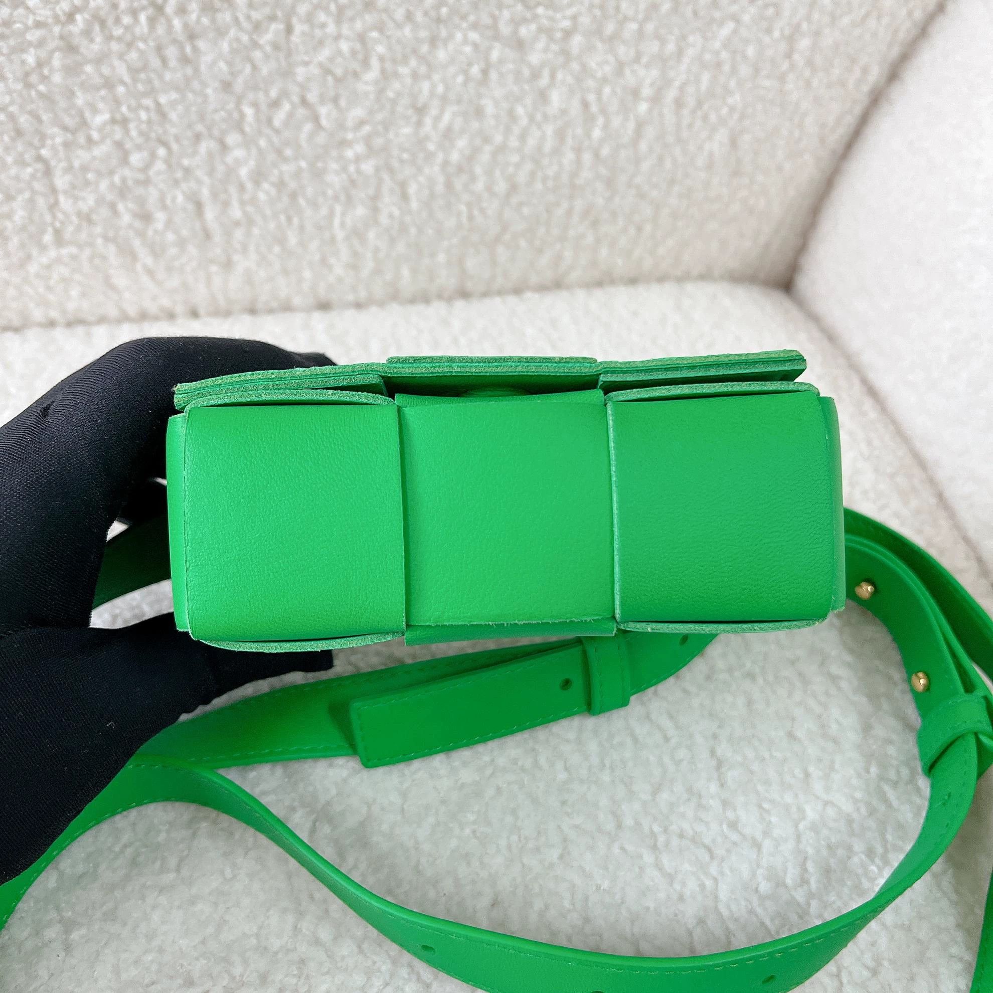 Bottega Veneta Bottega Veneta green woven Tofu crossbody bag Size ONE SIZE - 4 Thumbnail
