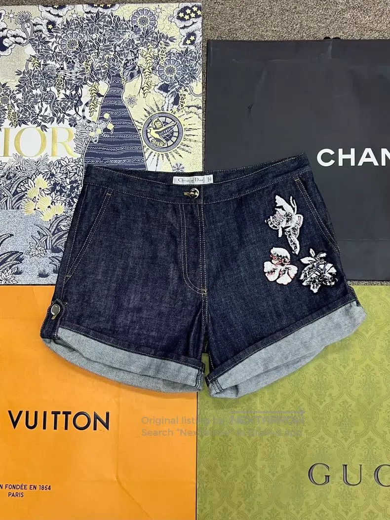 Dior Dior Floral sequin beaded denim shorts Size 25" / US 0 / IT 36 - 1 Thumbnail