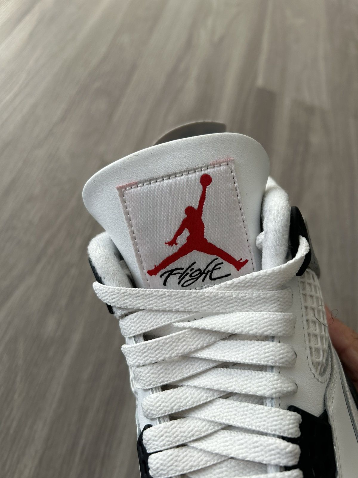 Jordan Brand Air Jordan Retro 4 White Cement 2025 Size 7 Size US 7 / EU 40 - 18 Thumbnail