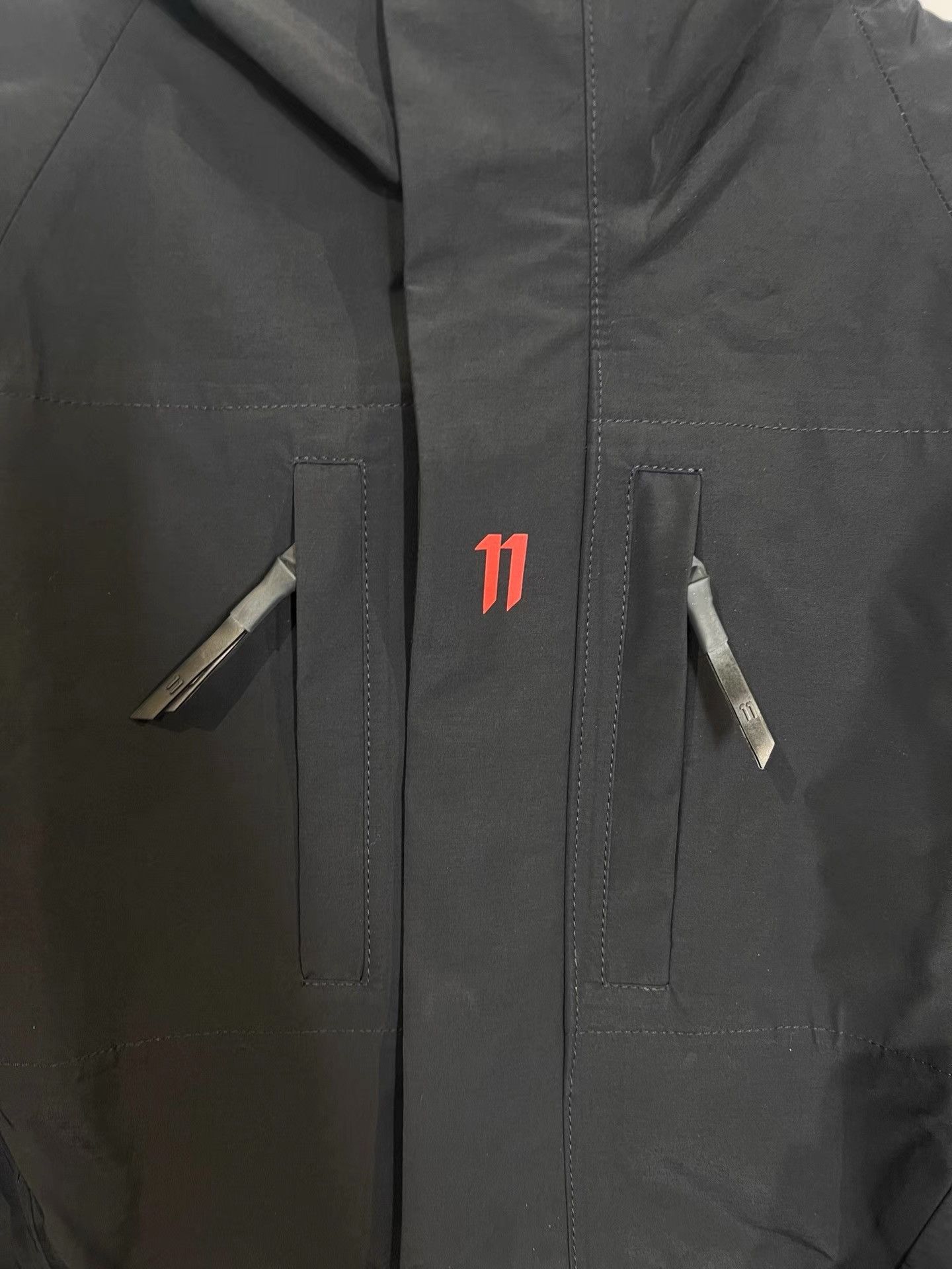 11 By Boris Bidjan Saberi 11by BBS J2C Sealed Print Waterproof Coat K35 Size US M / EU 48-50 / 2 - 4 Thumbnail
