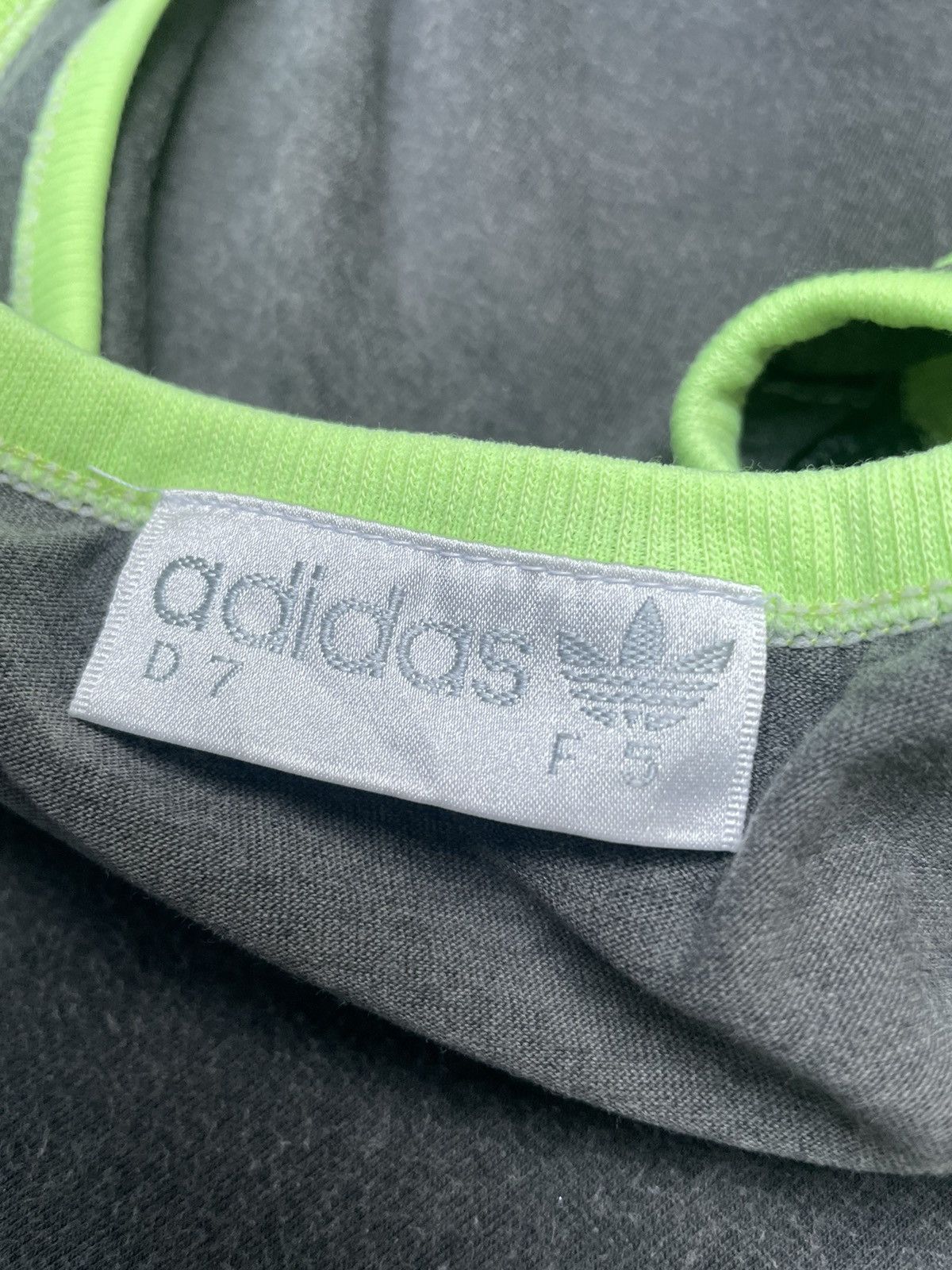 Adidas Vintage Adidas Trefoil Sleeveless Size US M / EU 48-50 / 2 - 10 Thumbnail