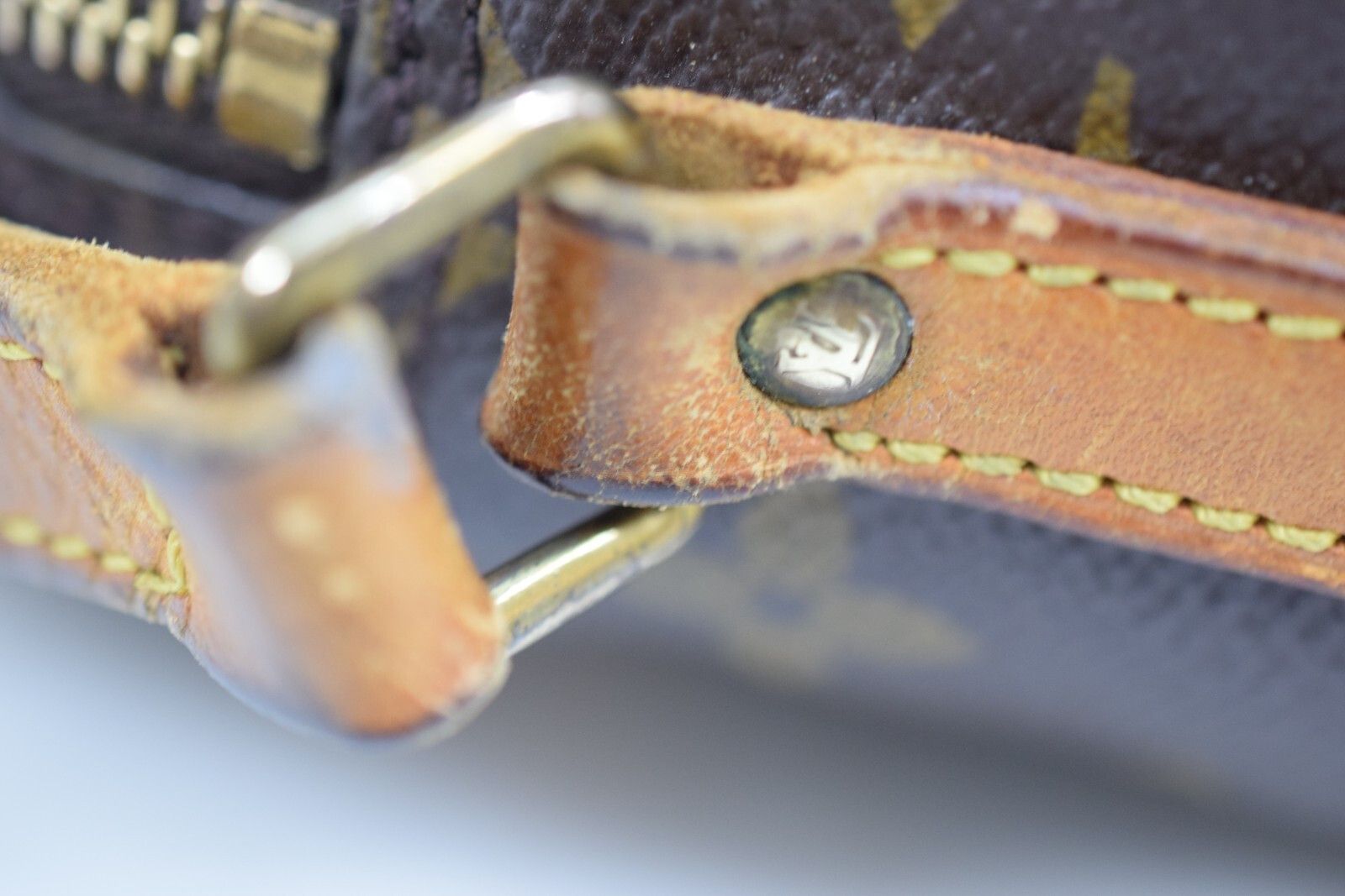 Louis Vuitton LV Trocadero 27 Crossbody Bag Monogram Canvas M51274 Size ONE SIZE - 9 Thumbnail
