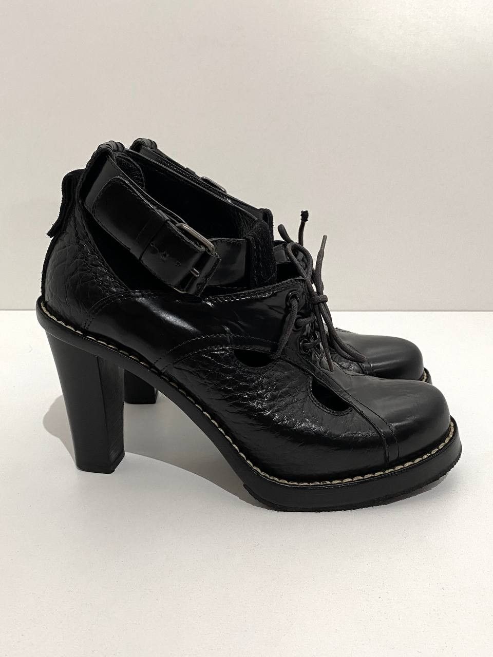 Balenciaga Balenciaga Black Leather Cut Out Lace Up Heels Boots Vintage Size US 6 / IT 36 - 3 Thumbnail
