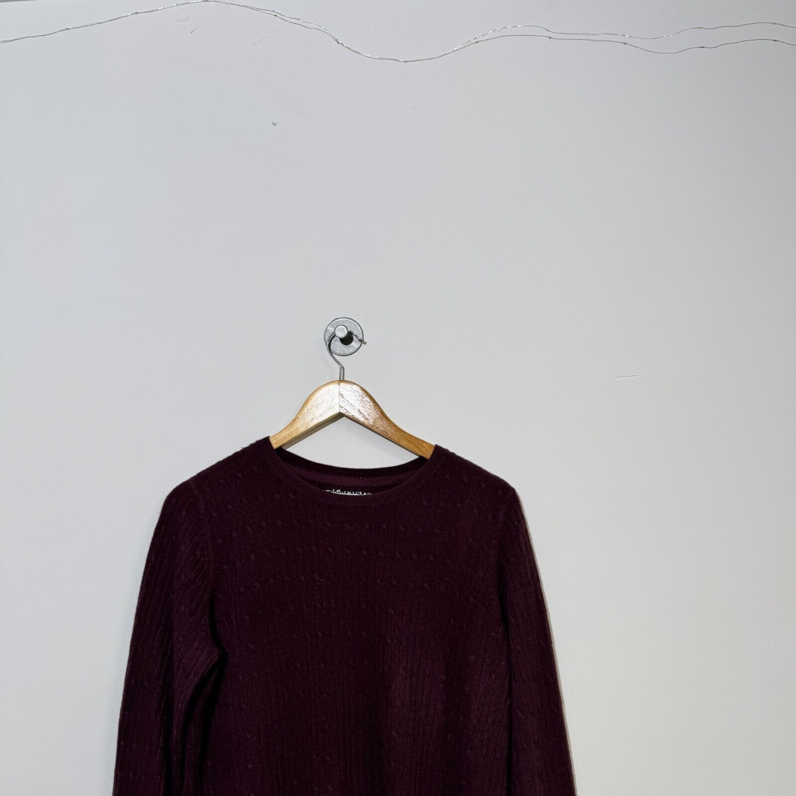 Vintage Vintage Unisex Burgundy Acrylic Cableknit Sweater Size M Size US M / EU 48-50 / 2 - 5 Thumbnail