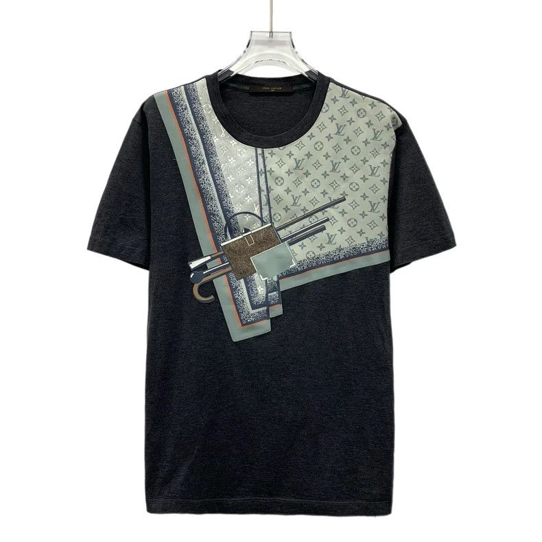 Louis Vuitton Louis Vuitton Short sleeves with black logo, cotton crewne Size US S / EU 44-46 / 1 - 1 Thumbnail