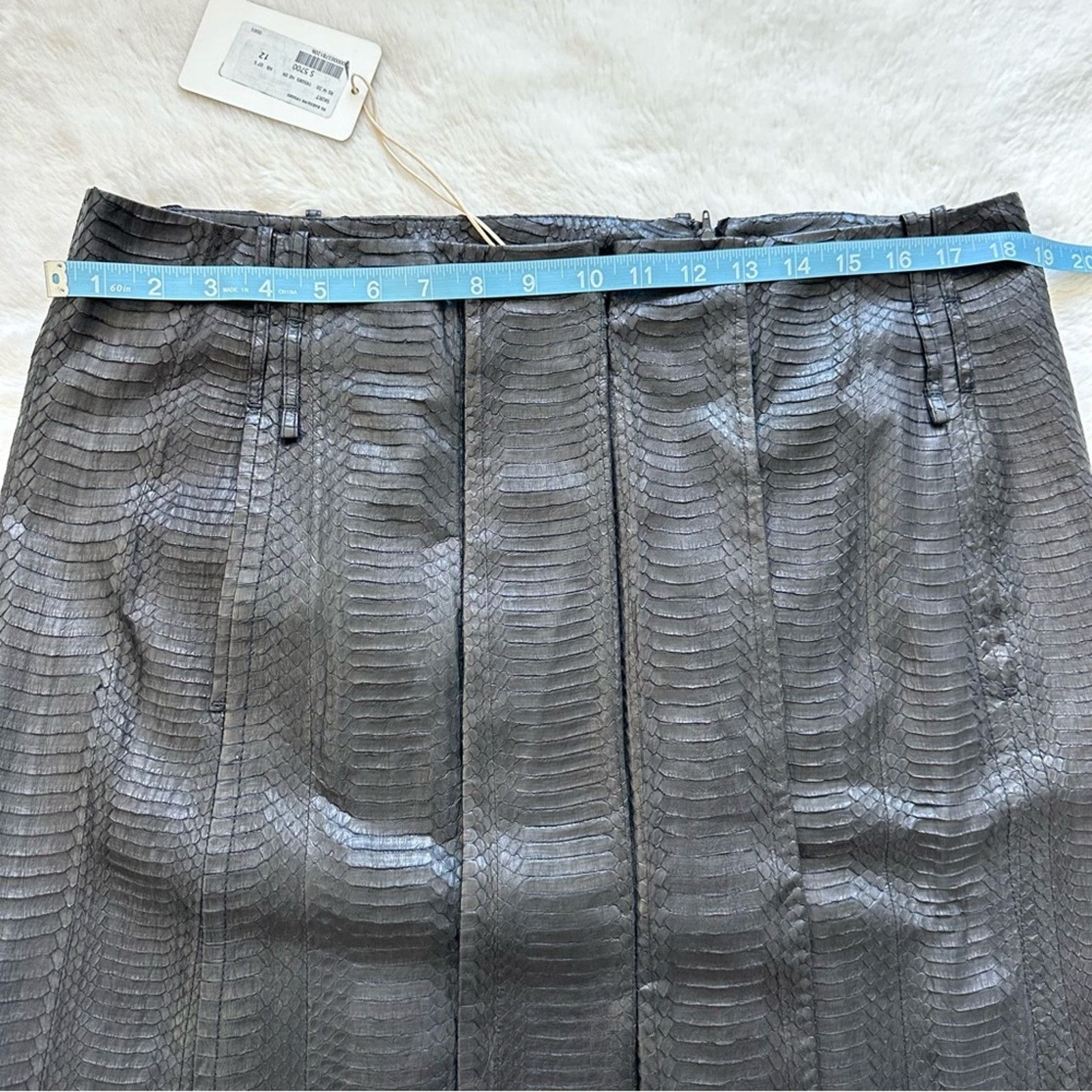 Brioni NWT! Brioni women snake skin leather skirt size 12 US 6500$ Size 34" / US 12 / IT 48 - 9 Thumbnail