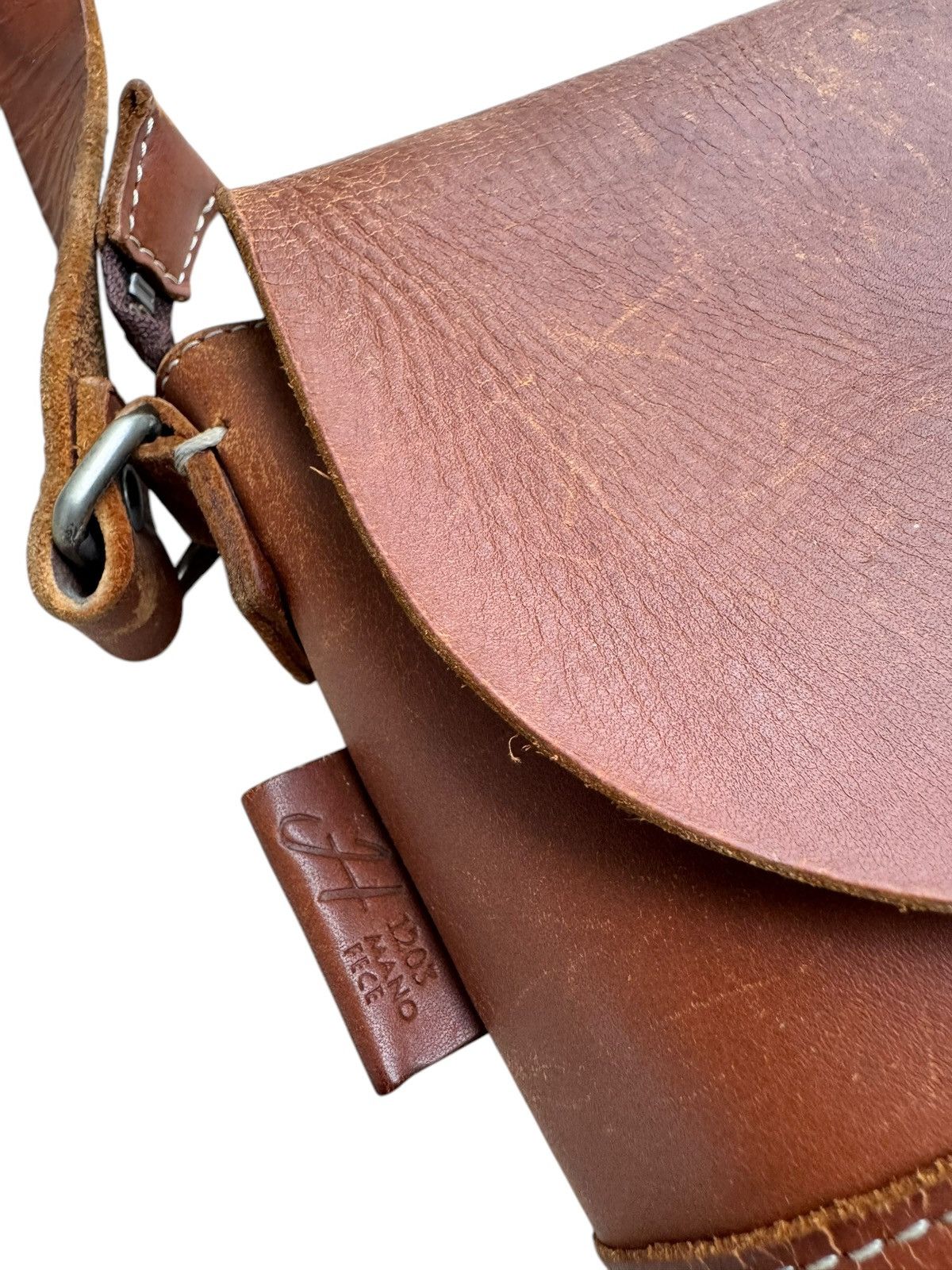 Genuine Leather 🔥 1203 Mano Fece Leather Sling Bag Size ONE SIZE - 3 Thumbnail
