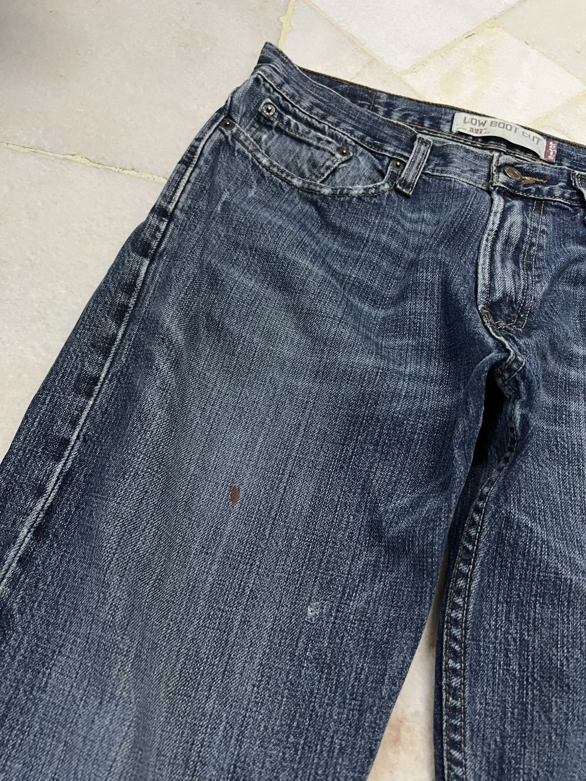 Levi's Vintage Levis 527 Distressed Bootcut Jean Size US 33 - 9 Thumbnail