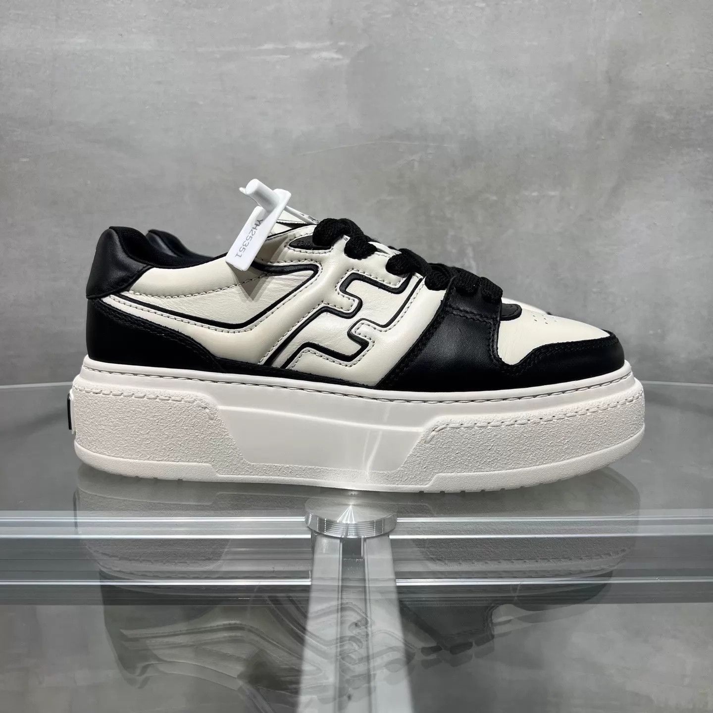 Fendi Fendi Match Black & White Platform Sneakers Size 38 Size US 7.5 / IT 37.5 - 4 Thumbnail