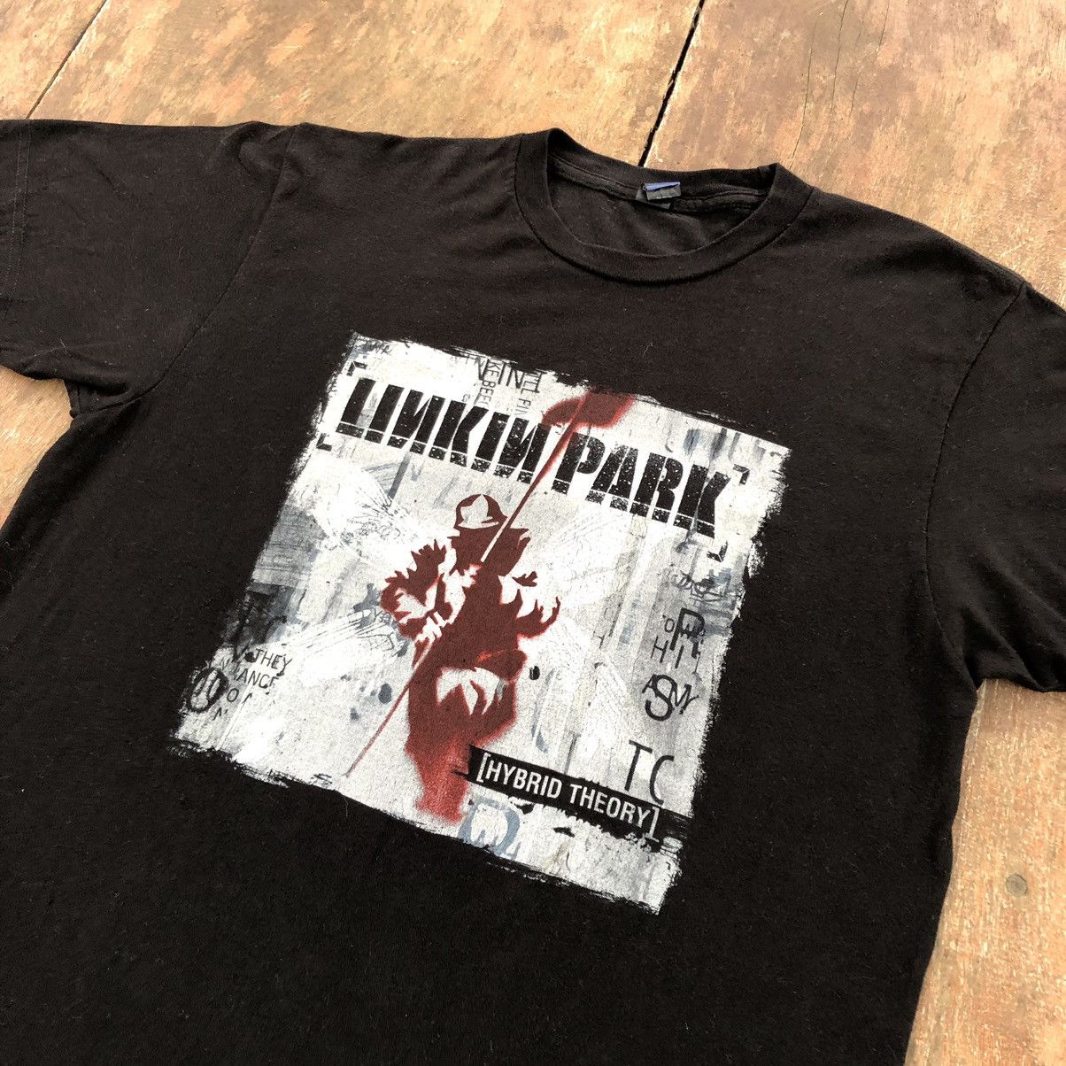 Band Tees Vintage Linkin Park Hybrid Theory Rare Band Shirt Size US M / EU 48-50 / 2 - 1 Thumbnail