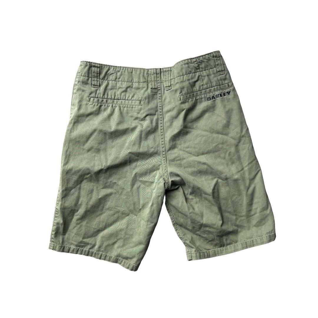 Oakley Vintage Y2K Oakley Green Shorts Size US 33 - 2 Thumbnail