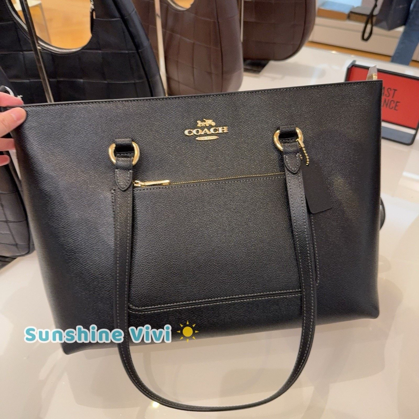 Coach NWT COACH CCD71 Station Tote Bag leather Gold Black Size ONE SIZE - 1 Thumbnail