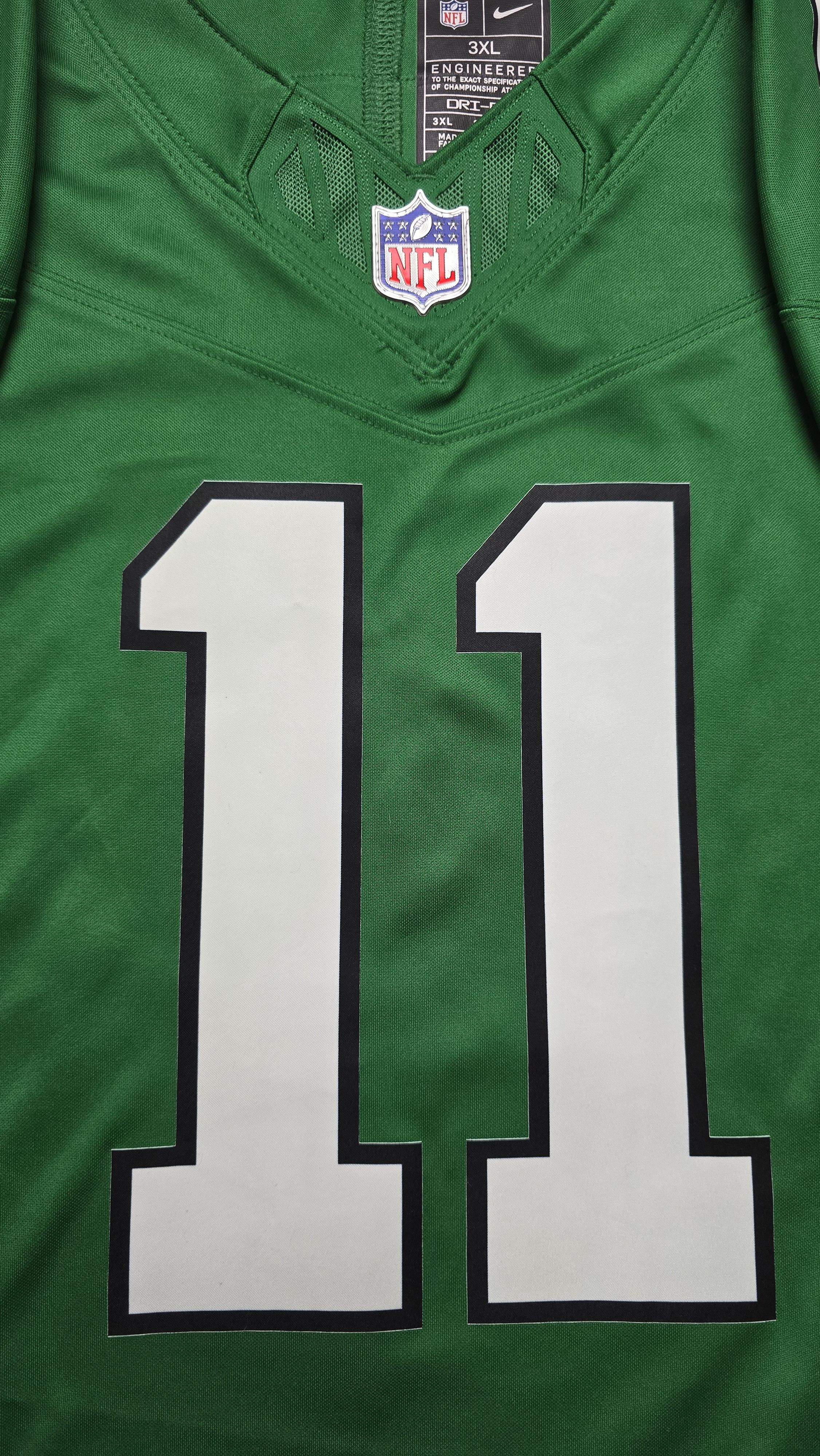 Nike Brown #11 Eagles Vapor FUSE Super Bowl LIX Champs Jersey XXL Size US XXL / EU 58 / 5 - 15 Thumbnail