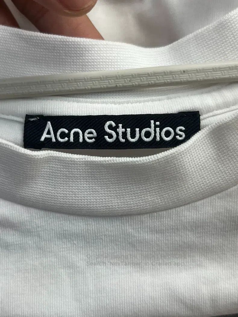 Acne Studios Acne Studios Face Smile Printed Solid Color Round Neck Fak Size US XS / EU 42 / 0 - 3 Thumbnail
