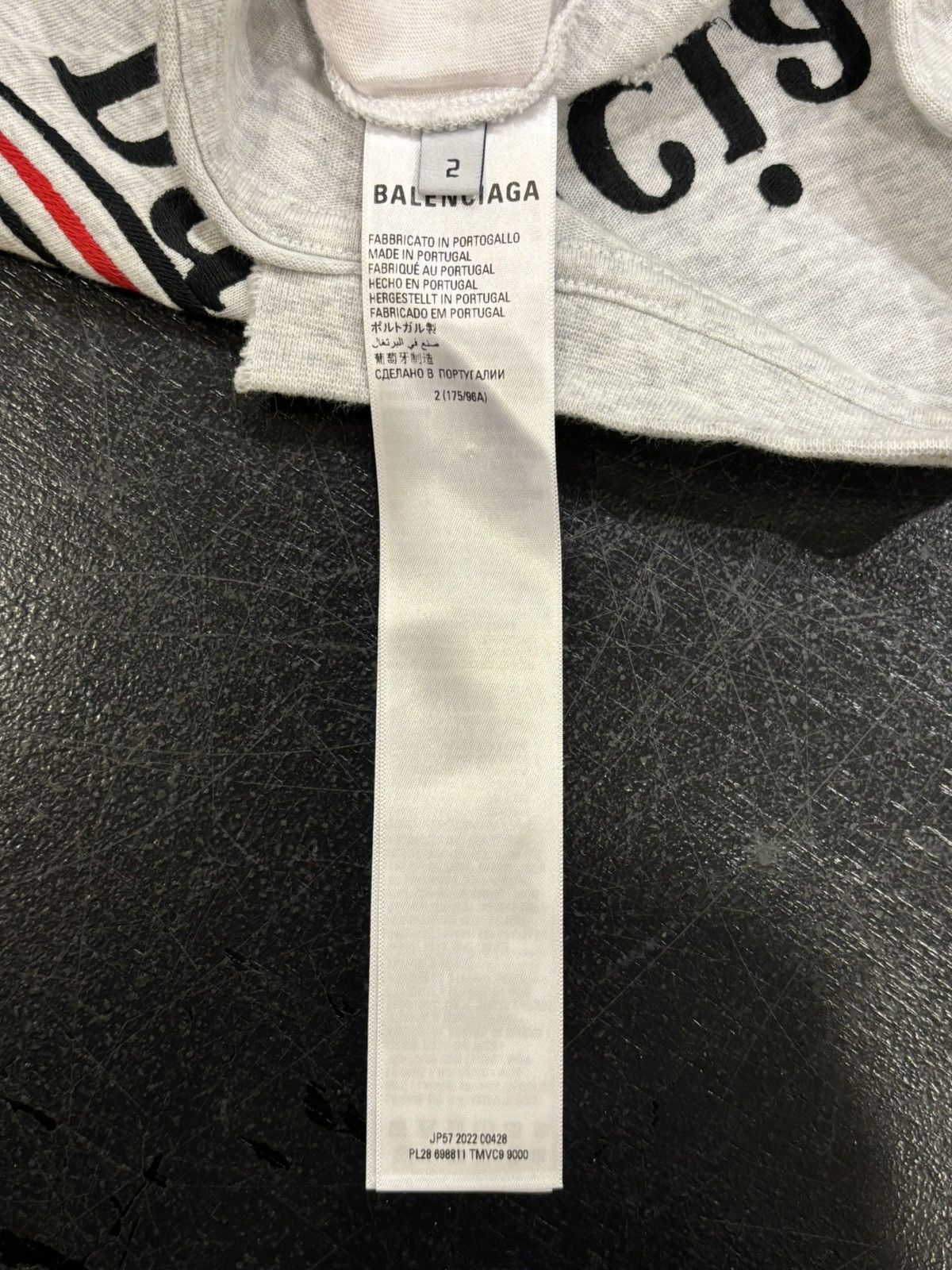 Balenciaga Balenciaga 2022 Upside Down Tee Size US L / EU 52-54 / 3 - 4 Thumbnail