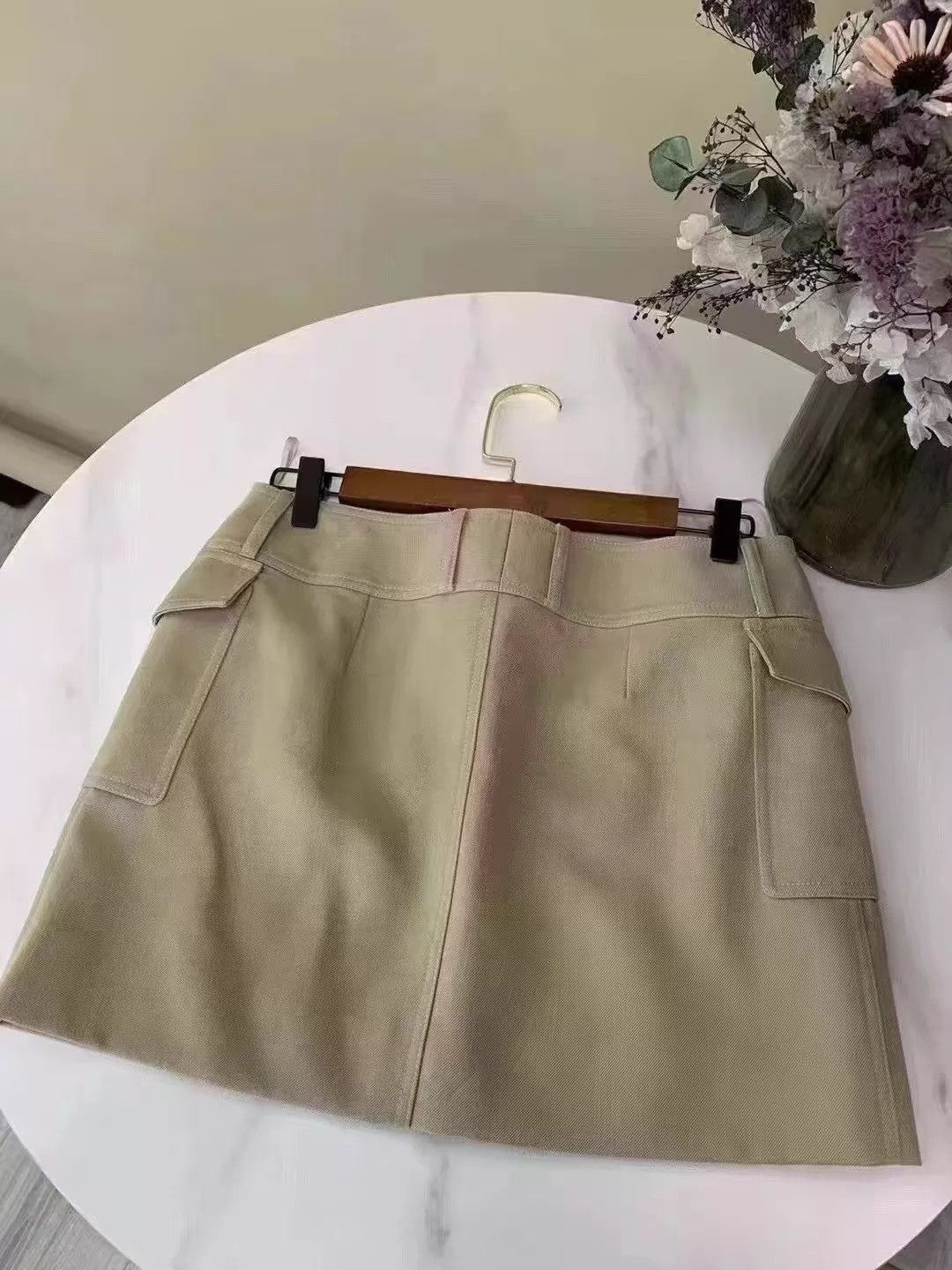 Celine Celine 23 Gold Button Khaki Mini Skirt 36 Size 26" / US 2 / IT 38 - 5 Thumbnail