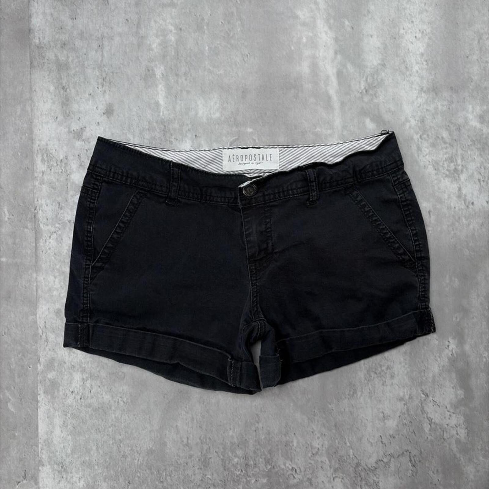 Aeropostale Y2K Black Aeropostale Grunge Gothic Mini Skater Shorts Size 27" / US 4 / IT 40 - 2 Thumbnail