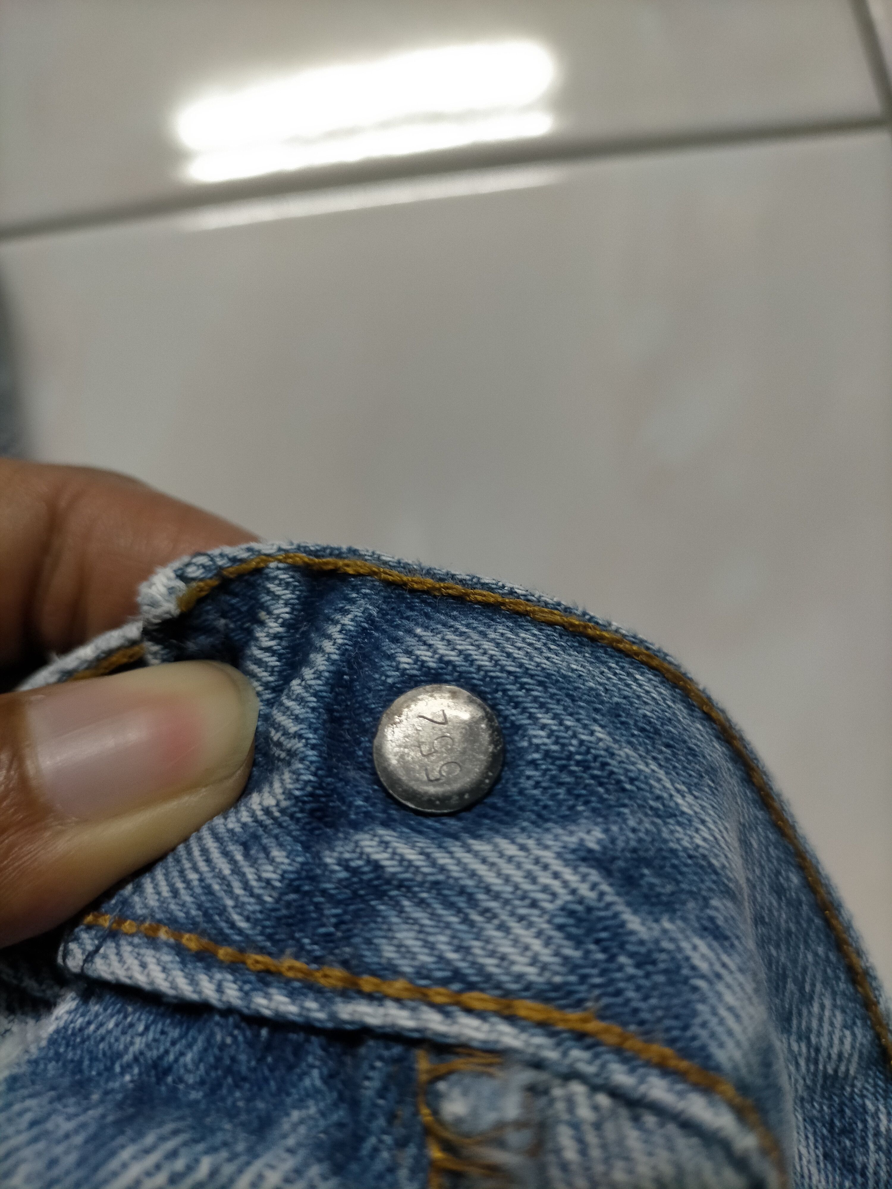 Levi's Vintage Clothing 🔥 Vintage 80s Levis 501 Stamp 552 Washed Jeans Size US 31 - 7 Thumbnail