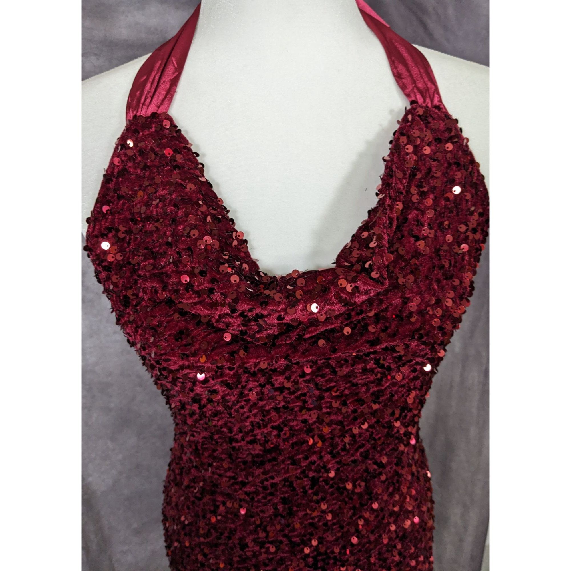 Other Glam Merlot Star Lights Halter Mini Dress By Selfie Leslie Size S / US 4 / IT 40 - 9 Thumbnail