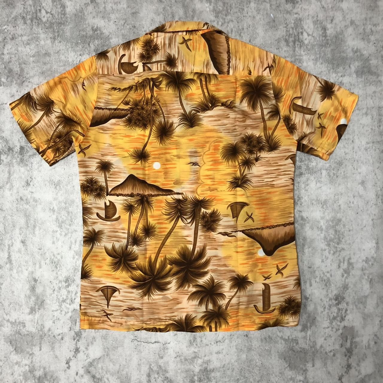 Other 1970s Hawaiian shirt in yellow and brown Size US S / EU 44-46 / 1 - 4 Thumbnail