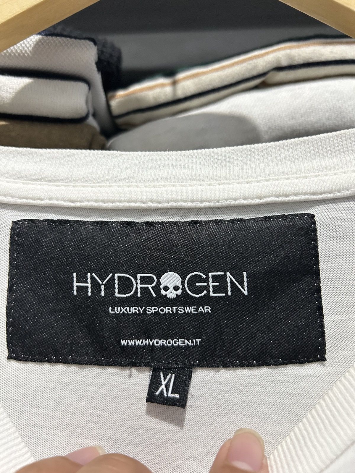 HYDROGEN HYDROGEN SNACK LOGO LONGSLEEVE Size US XL / EU 56 / 4 - 4 Thumbnail