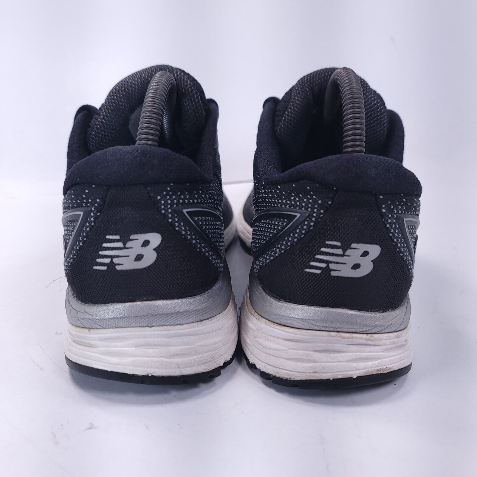 New Balance New Balance 880 Shoe Womens Size 9 W880BK9 Black White Size US 9 / IT 39 - 3 Thumbnail