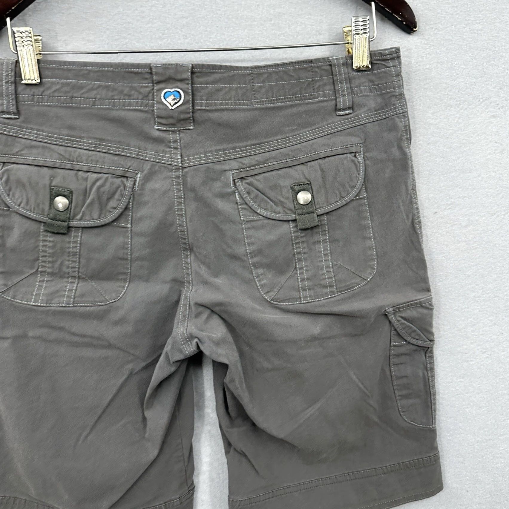 Vintage Kuhl Cargo Shorts Womens 8 Splash Bermuda Gray Cargo Pocket Hiking Outdoor Snap Shirt? Size 30" / US 8 / IT 44 - 7 Thumbnail